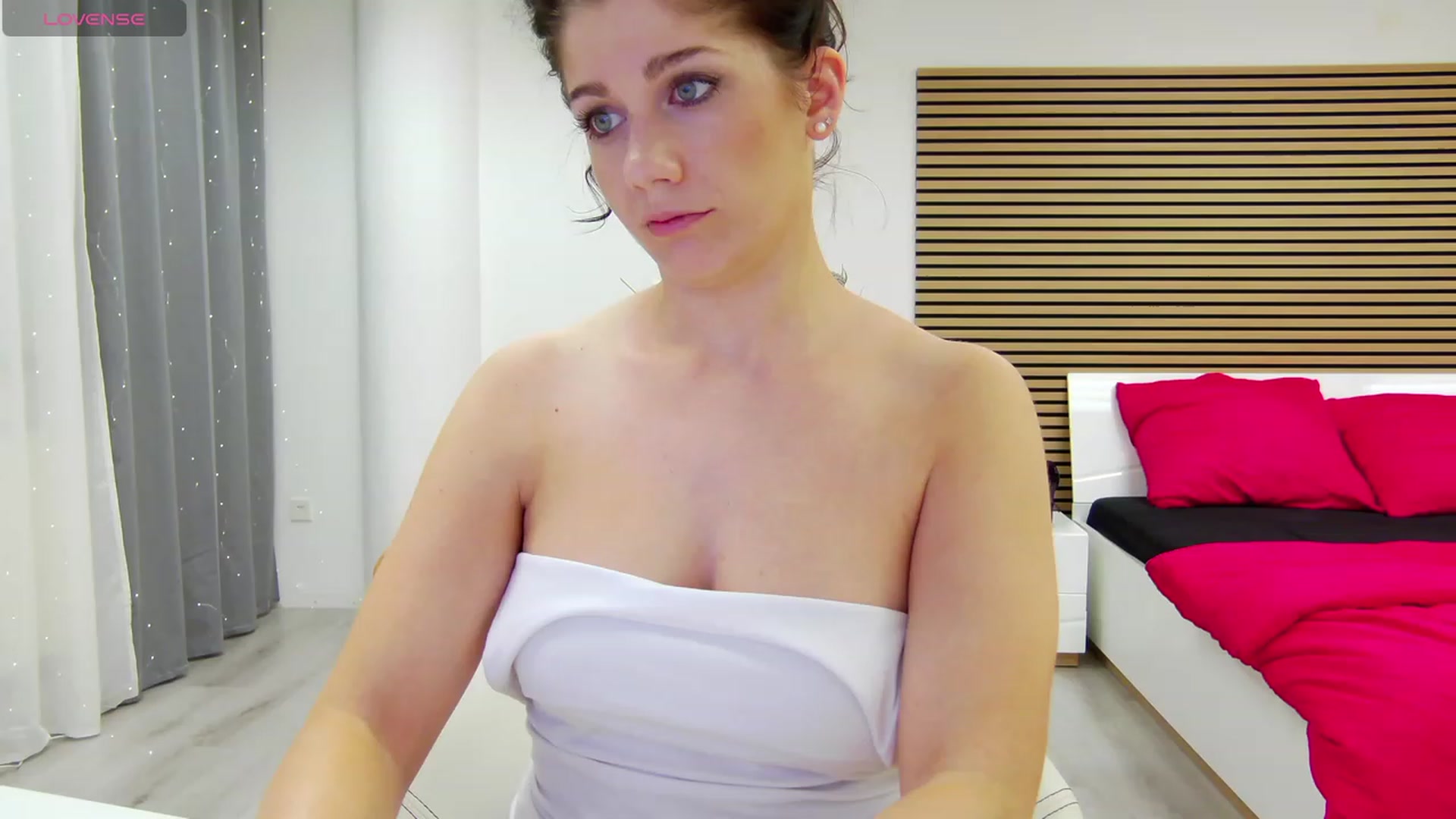 Gallery image thumbnail from Squirrel_MFC's myfreecams stream on, 11/26/2023, 02:34 image 20 of 20