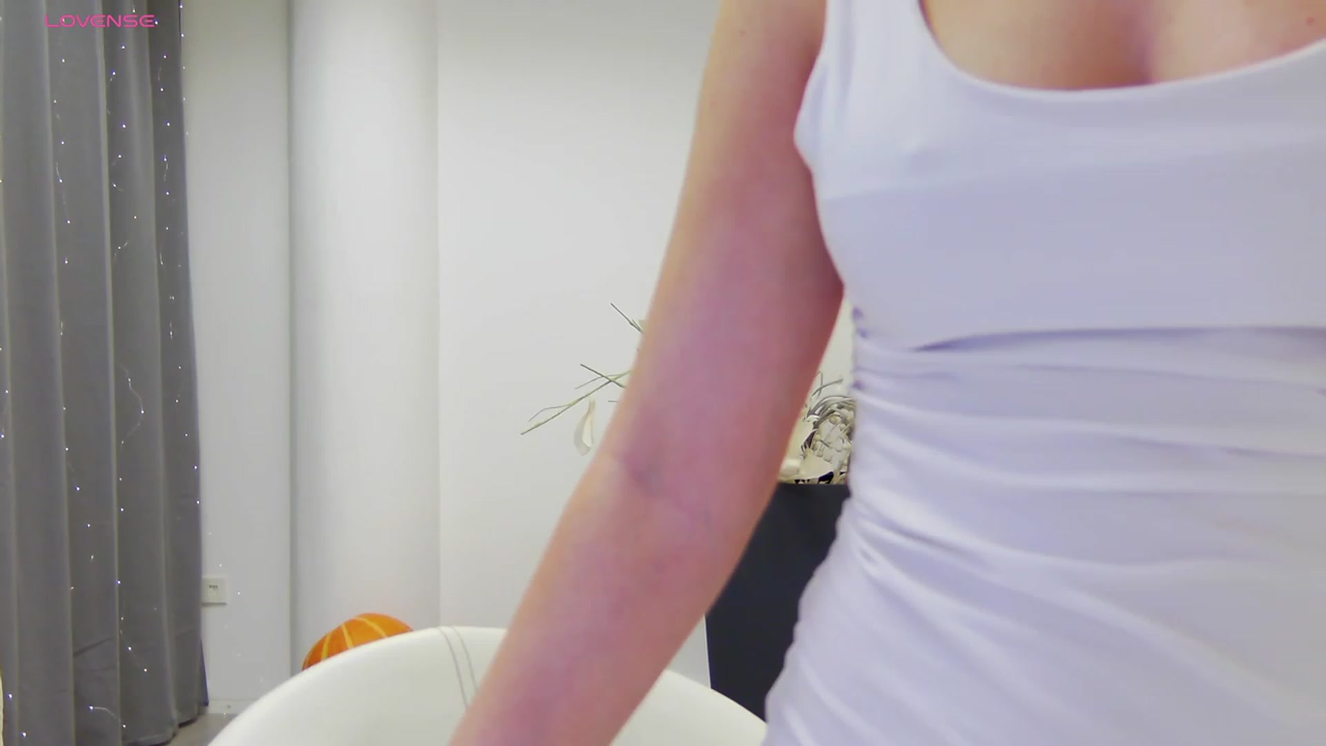 Gallery image thumbnail from Squirrel_MFC's myfreecams stream on, 11/30/2023, 01:03 image 2 of 20