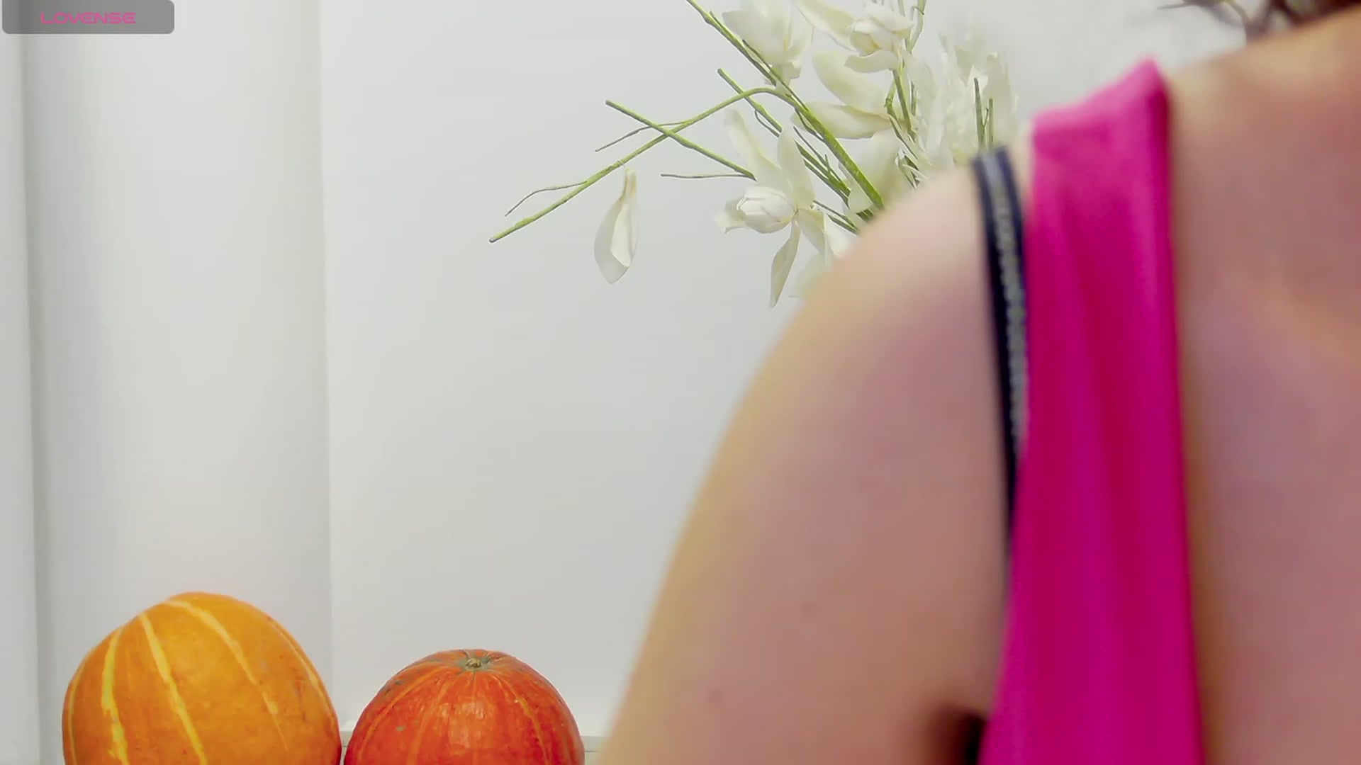 Gallery image thumbnail from Squirrel_MFC's myfreecams stream on, 12/02/2023, 21:43 image 14 of 20