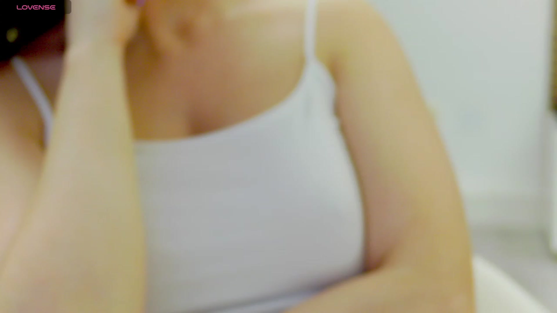 Gallery image thumbnail from Squirrel_MFC's myfreecams stream on, 12/15/2023, 01:30 image 11 of 20
