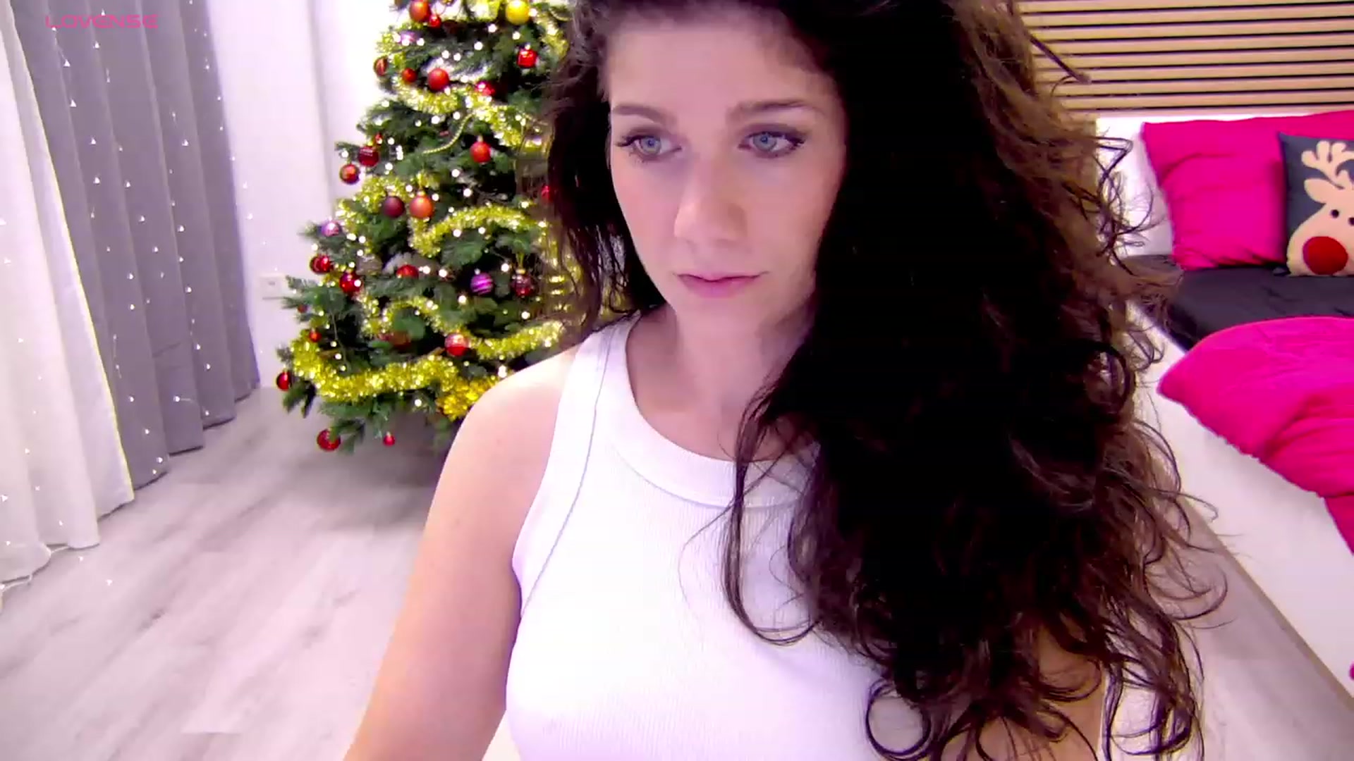 Gallery image thumbnail from Squirrel_MFC's myfreecams stream on, 12/20/2023, 02:19 image 6 of 20