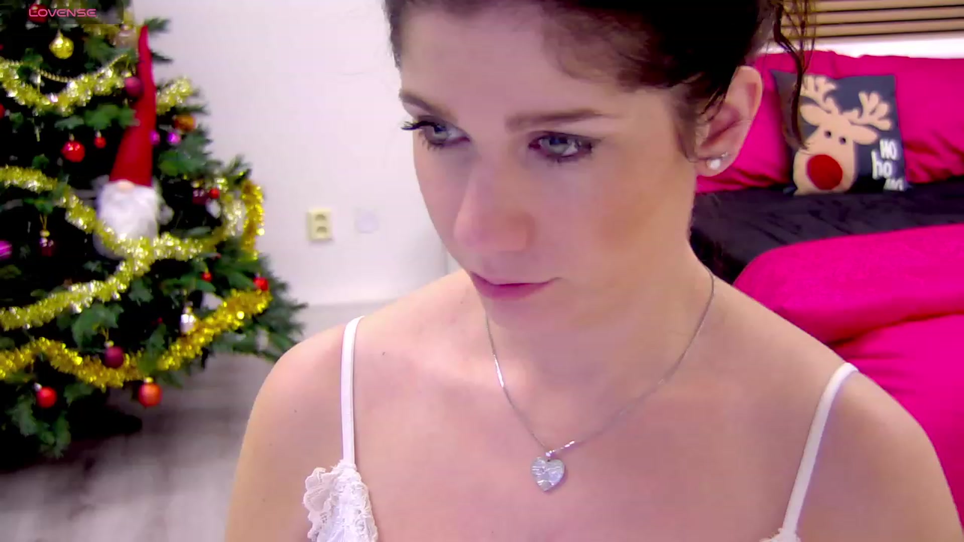 Gallery image thumbnail from Squirrel_MFC's myfreecams stream on, 01/09/2024, 01:19 image 14 of 20