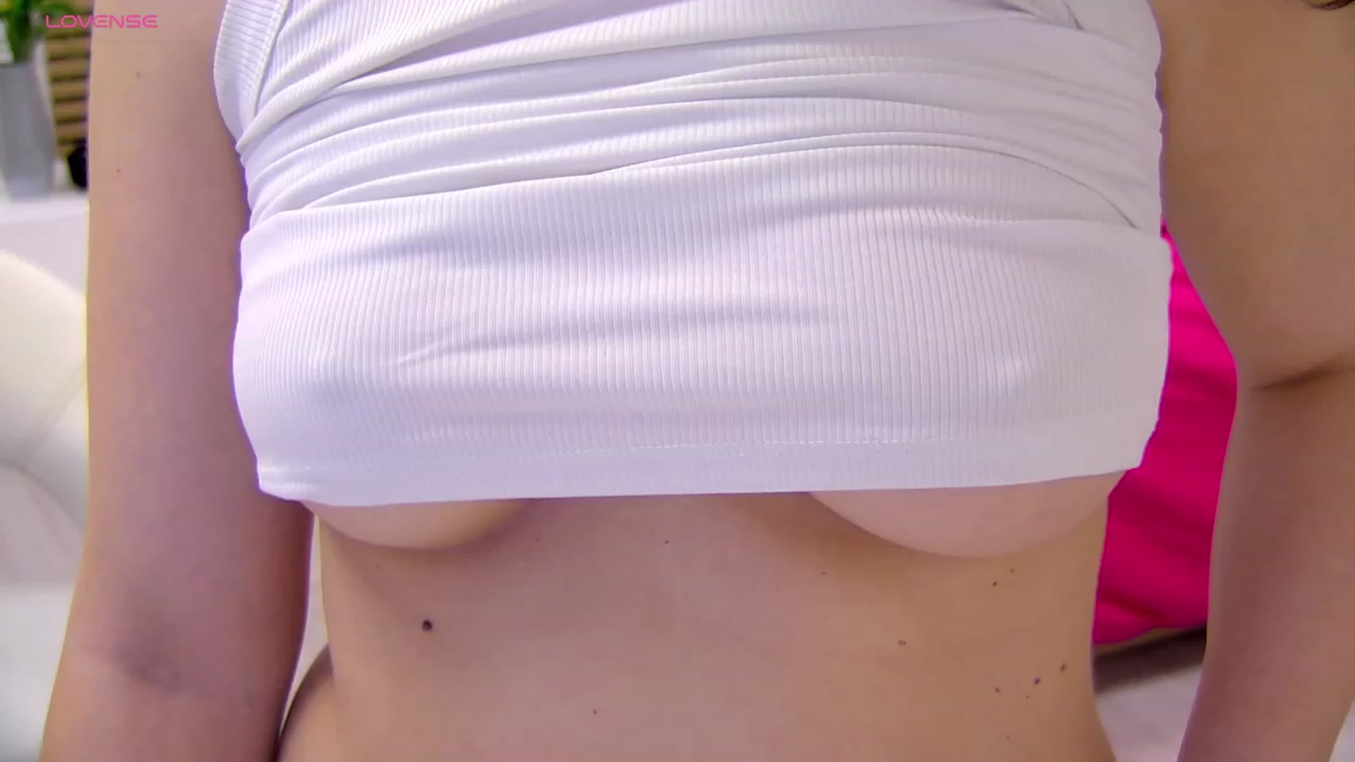 Gallery image thumbnail from Squirrel_MFC's myfreecams stream on, 02/03/2024, 01:10 image 4 of 20