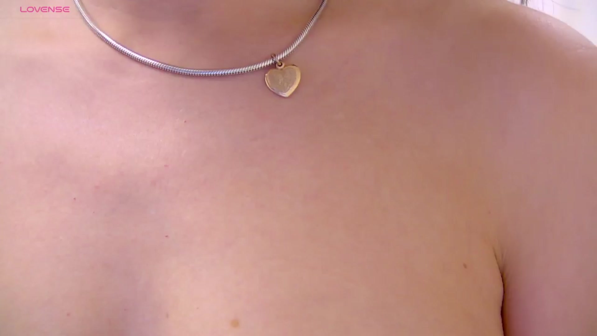 Gallery image thumbnail from Squirrel_MFC's myfreecams stream on, 03/28/2024, 21:20 image 20 of 20