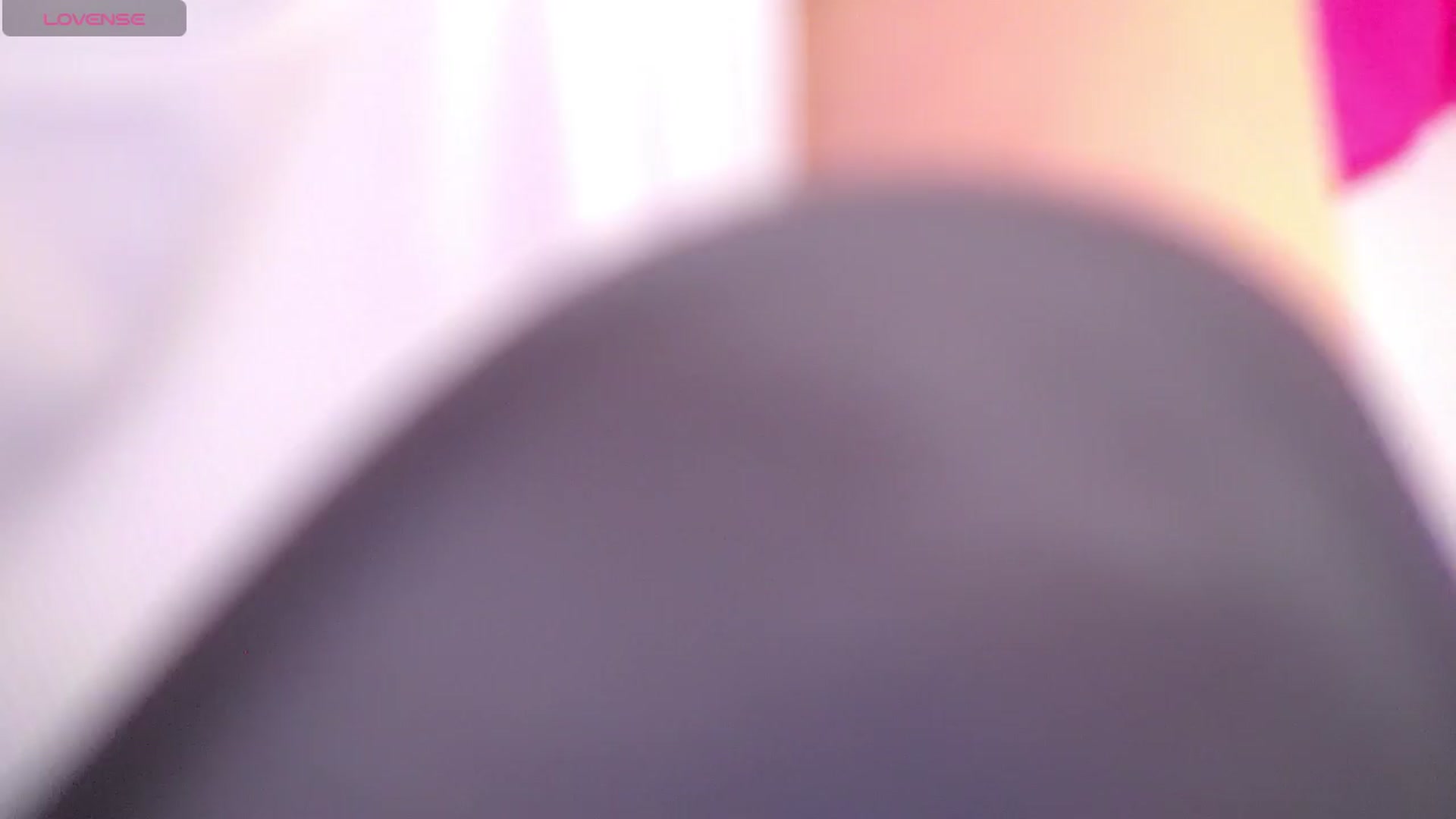 Gallery image thumbnail from Squirrel_MFC's myfreecams stream on, 04/09/2024, 21:46 image 9 of 20