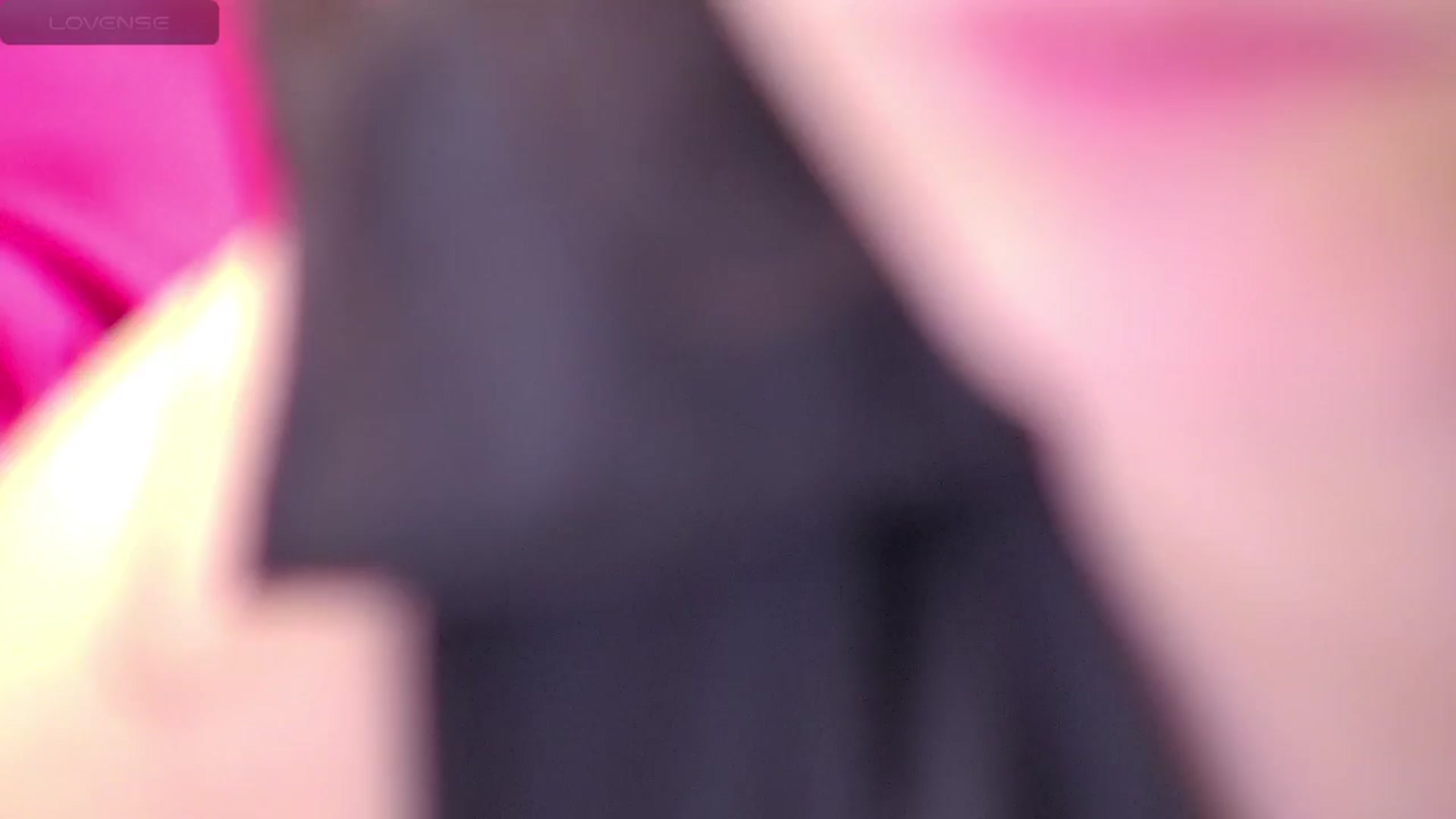 Gallery image thumbnail from Squirrel_MFC's myfreecams stream on, 05/19/2024, 01:13 image 9 of 20