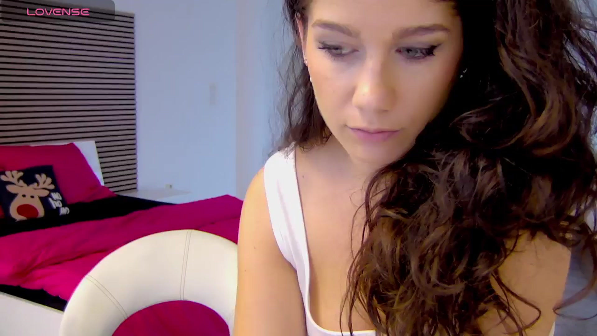 Gallery image thumbnail from Squirrel_MFC's myfreecams stream on, 10/25/2024, 12:20 image 19 of 20