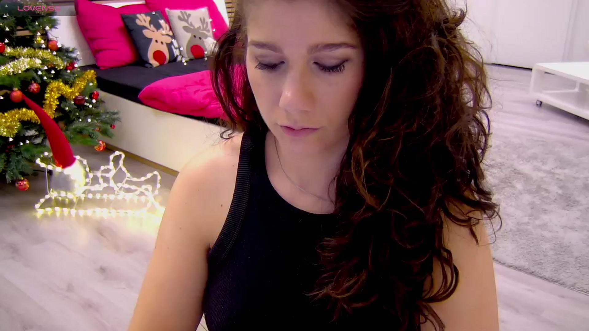 Gallery image thumbnail from Squirrel_MFC's myfreecams stream on, 12/02/2024, 15:40 image 5 of 20