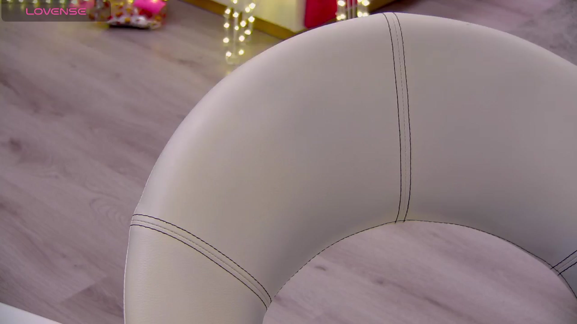 Gallery image thumbnail from Squirrel_MFC's myfreecams stream on, 12/16/2024, 07:46 image 11 of 20