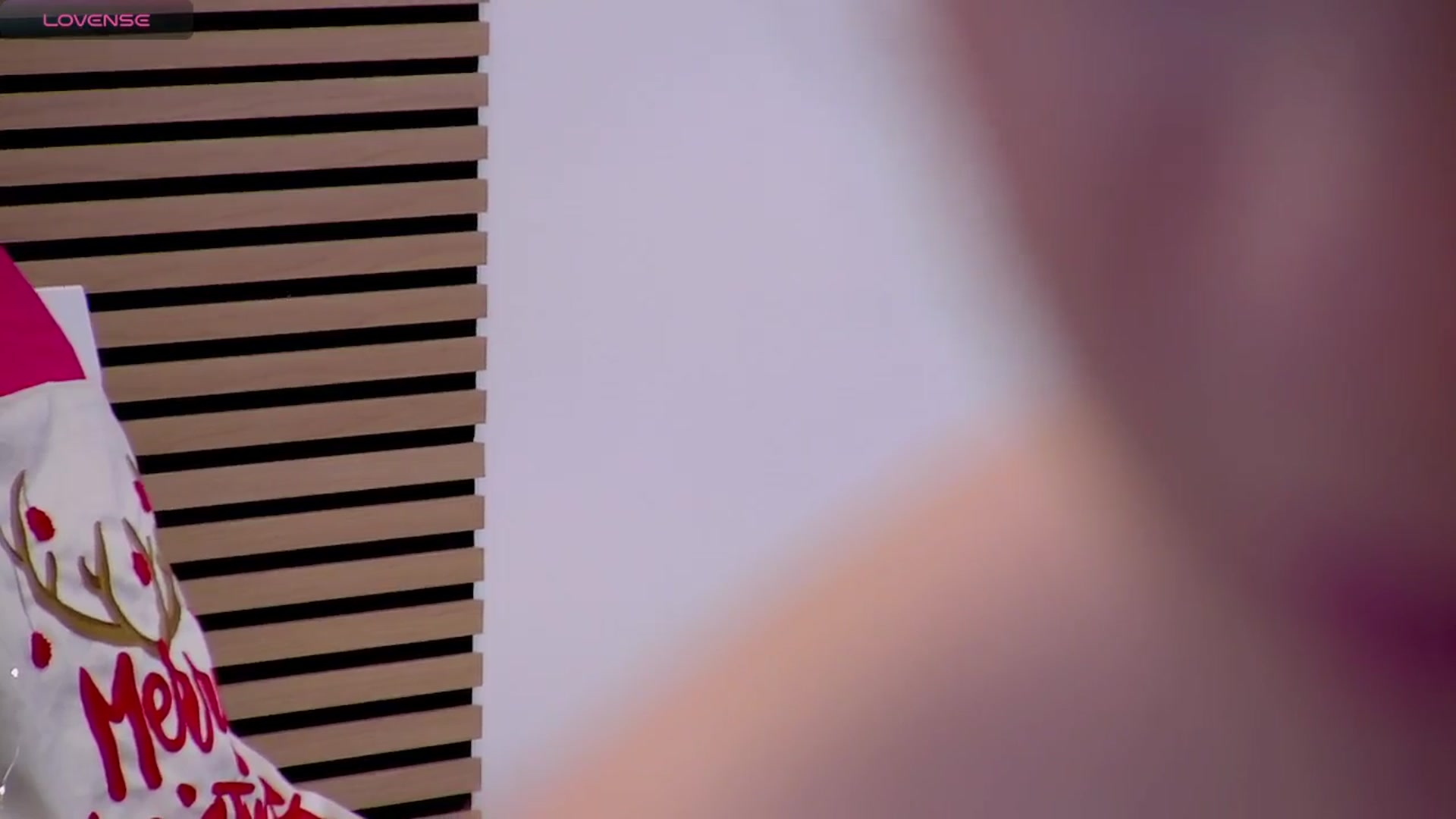 Gallery image thumbnail from Squirrel_MFC's myfreecams stream on, 12/19/2024, 08:36 image 9 of 20