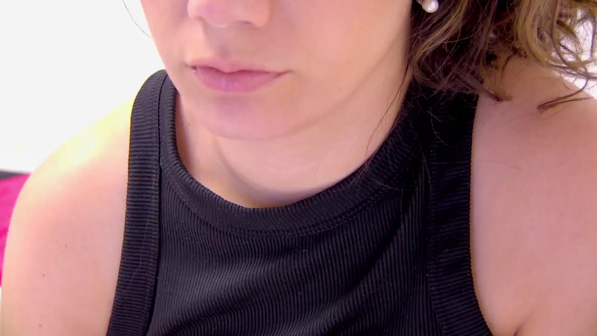 Gallery image thumbnail from Squirrel_MFC's myfreecams stream on, 05/26/2025, 23:33 image 20 of 20