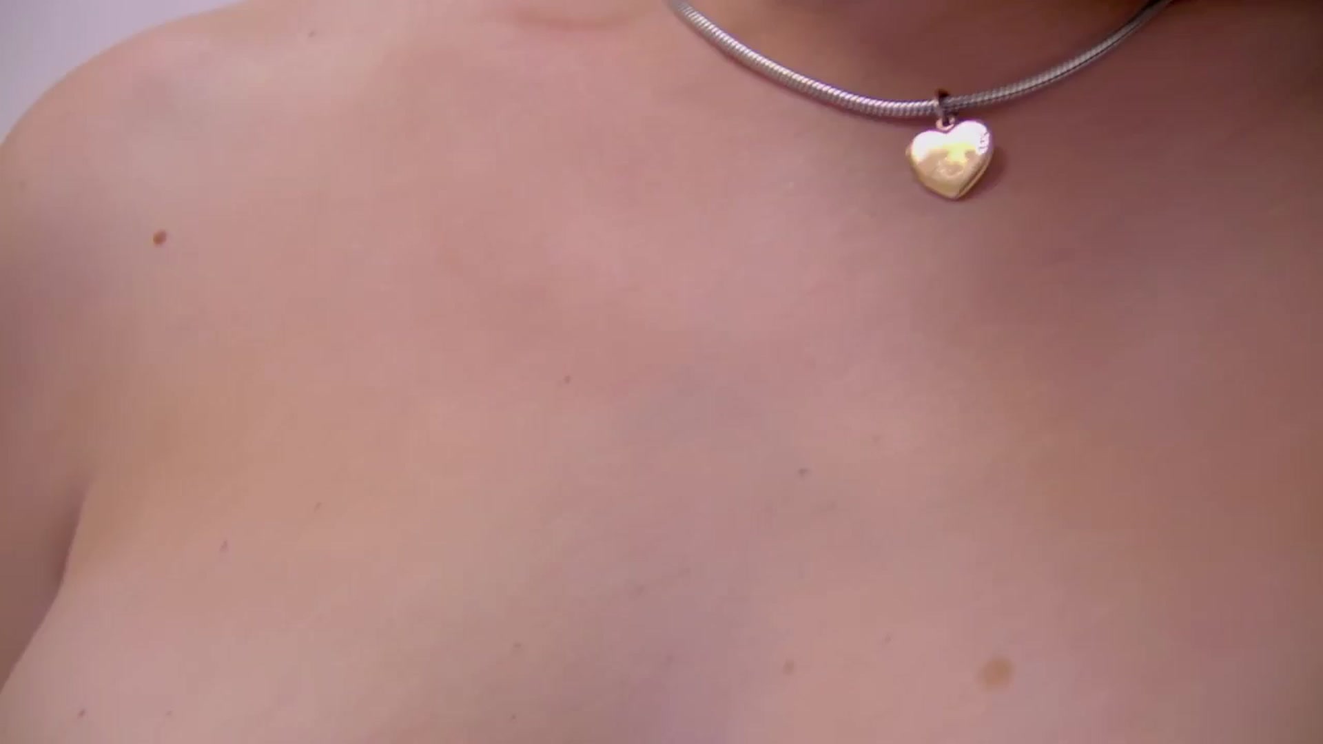 Gallery image thumbnail from Squirrel_MFC's myfreecams stream on, 07/16/2025, 23:25 image 7 of 20