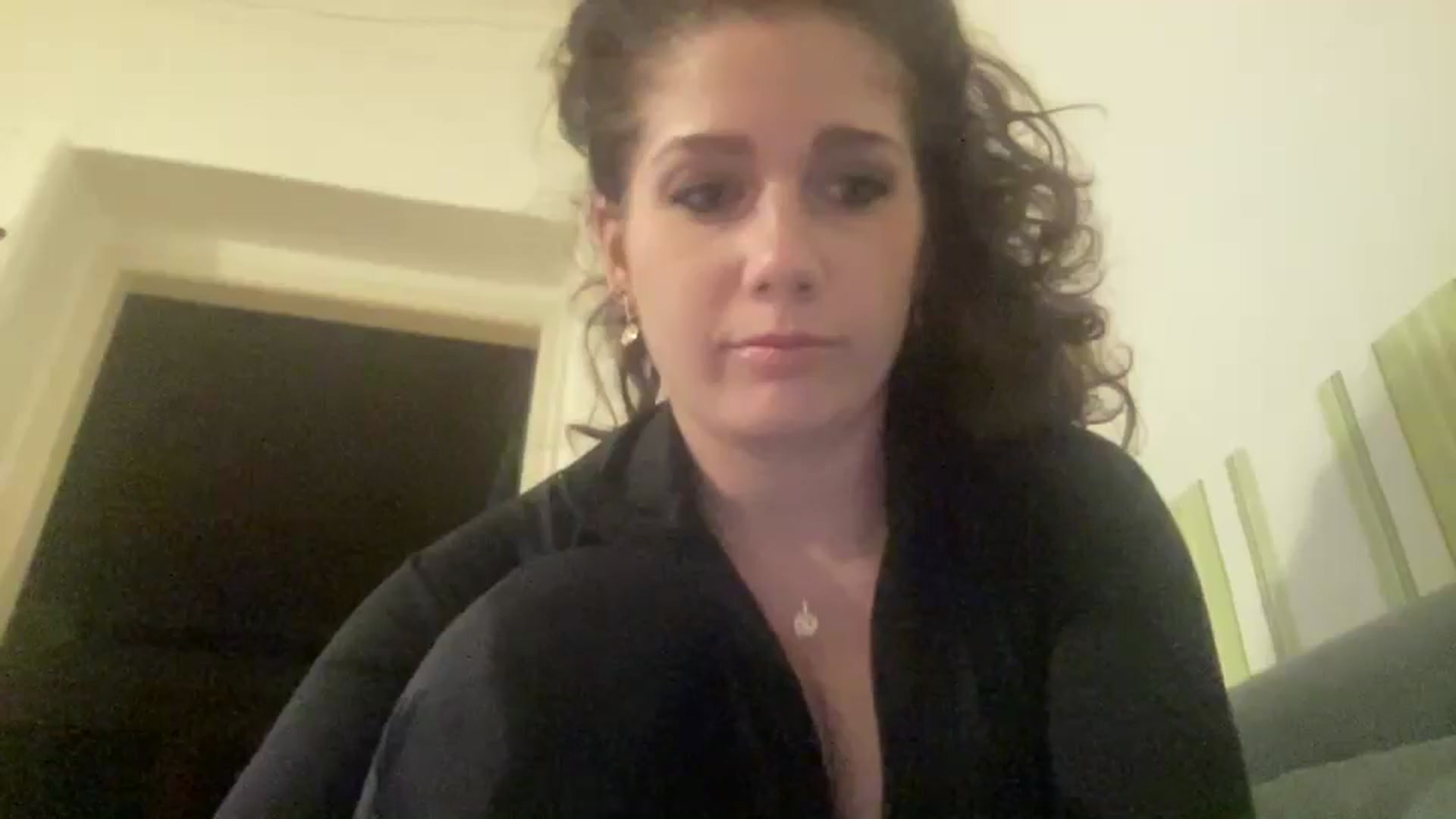 Gallery image thumbnail from Squirrel_MFC's myfreecams stream on, 08/30/2025, 18:18 image 11 of 20