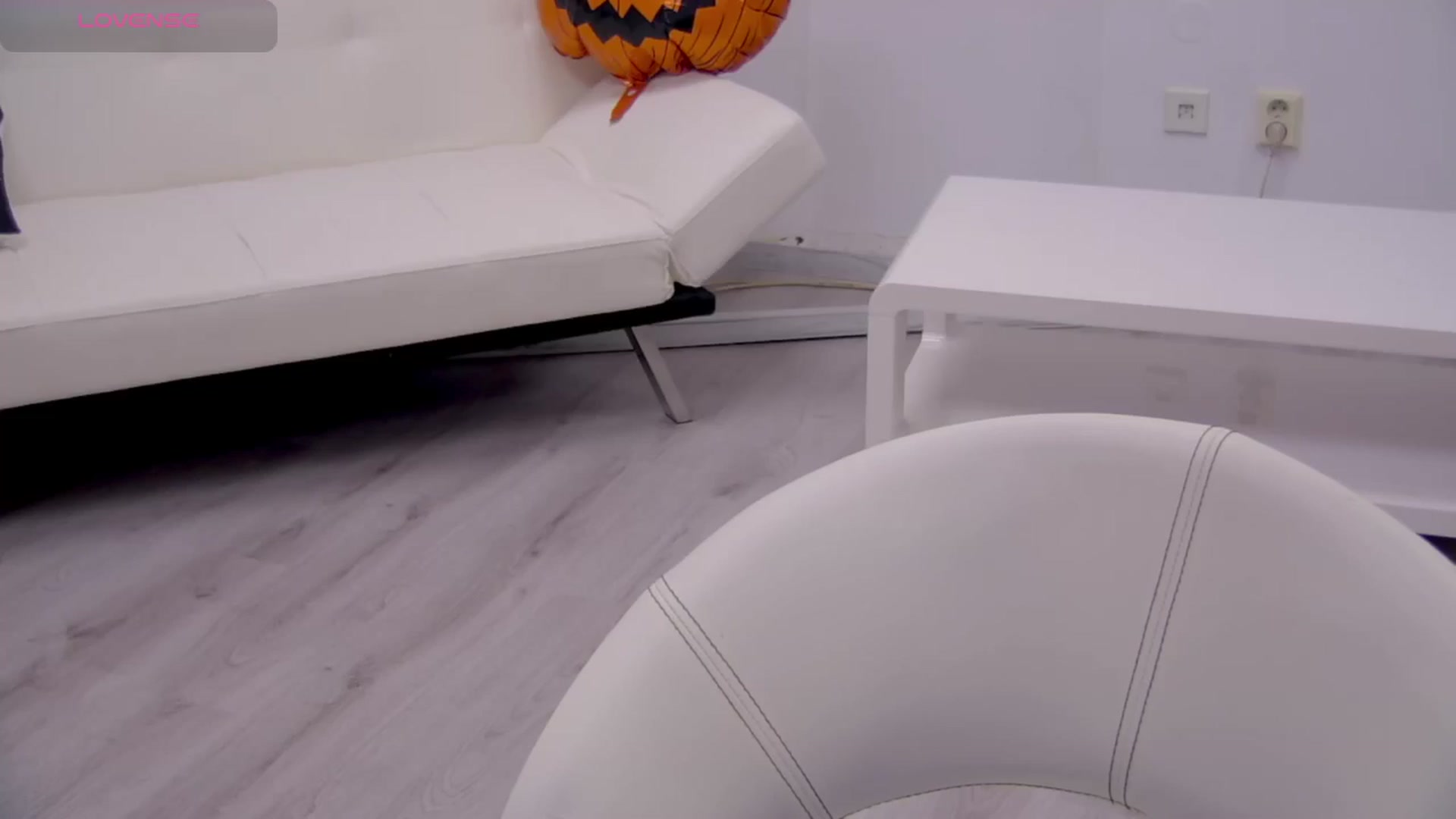 Gallery image thumbnail from Squirrel_MFC's myfreecams stream on, 10/31/2025, 24:02 image 6 of 20