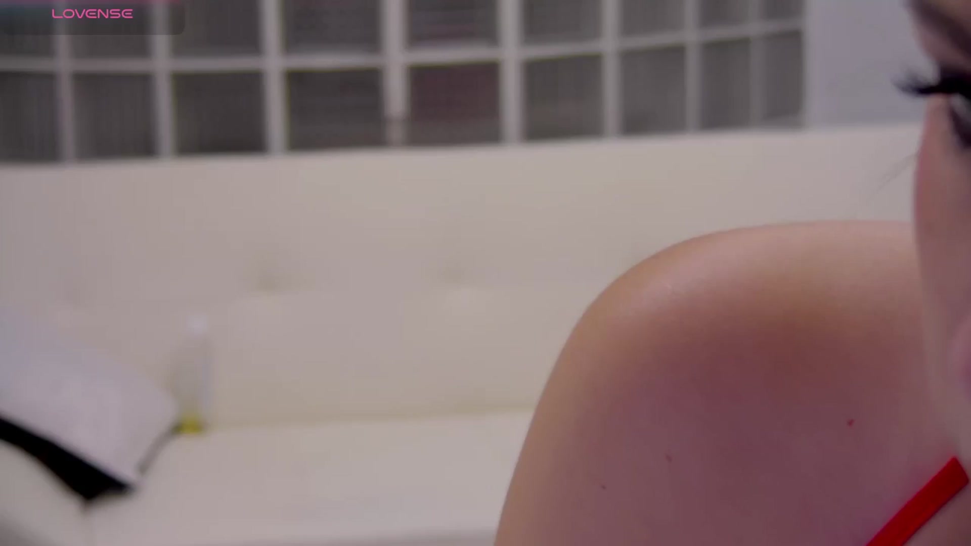 Gallery image thumbnail from Squirrel_MFC's myfreecams stream on, 11/25/2025, 09:07 image 13 of 20