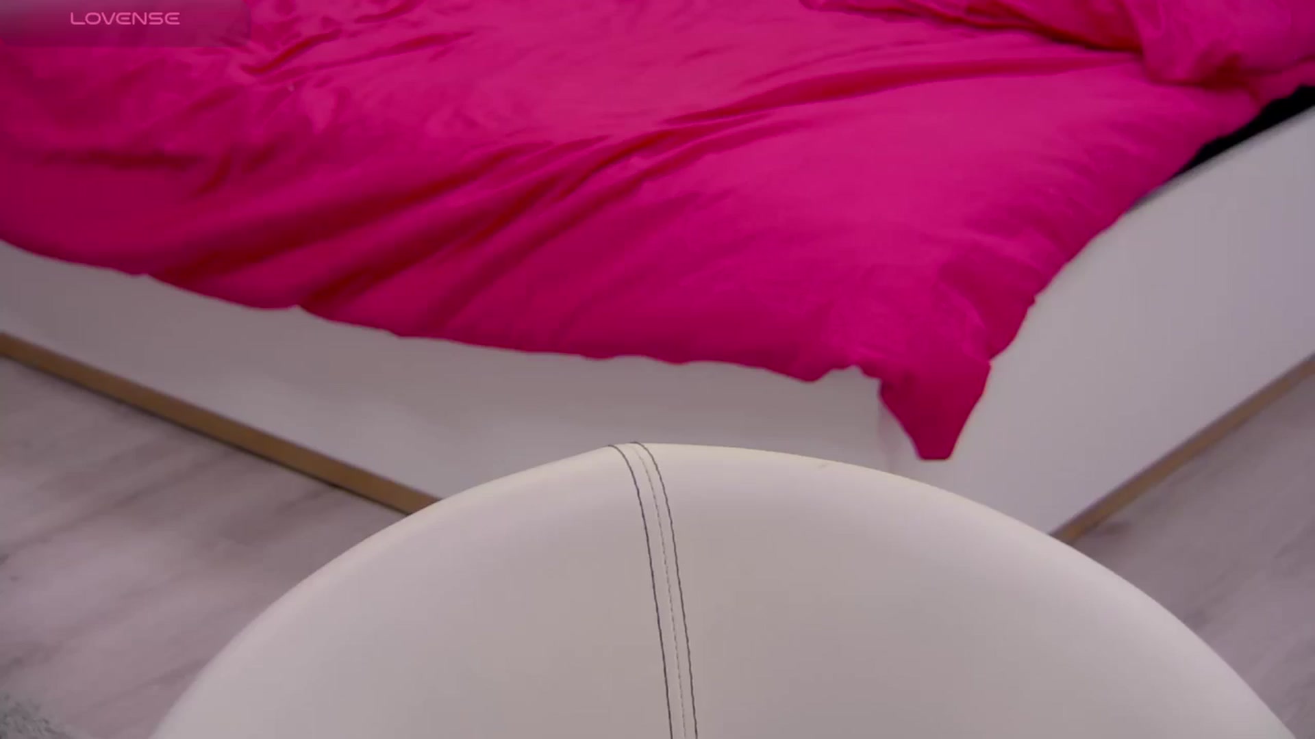 Gallery image thumbnail from Squirrel_MFC's myfreecams stream on, 01/02/2026, 22:38 image 18 of 20