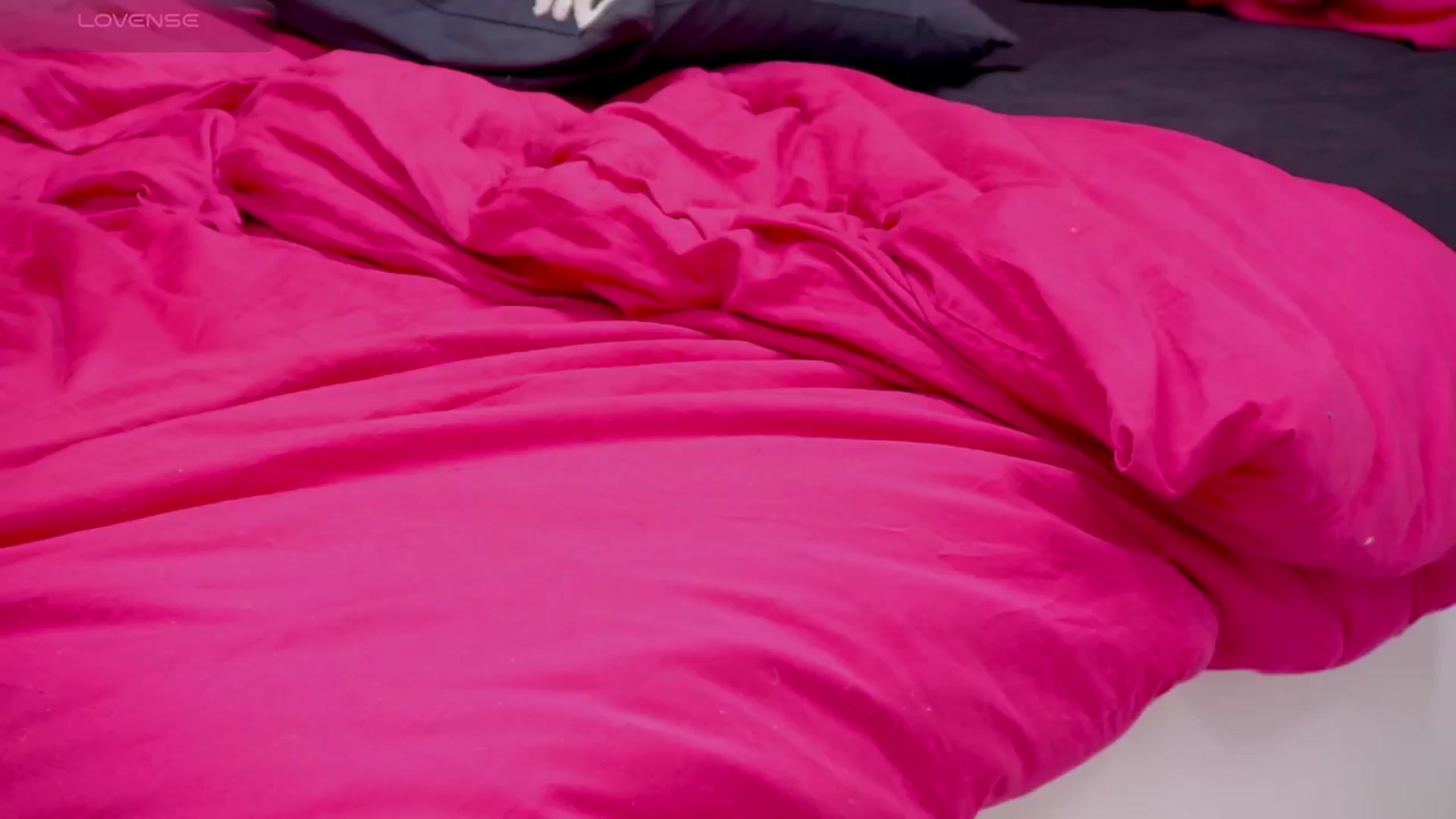 Gallery image thumbnail from Squirrel_MFC's myfreecams stream on, 01/29/2026, 01:24 image 17 of 20