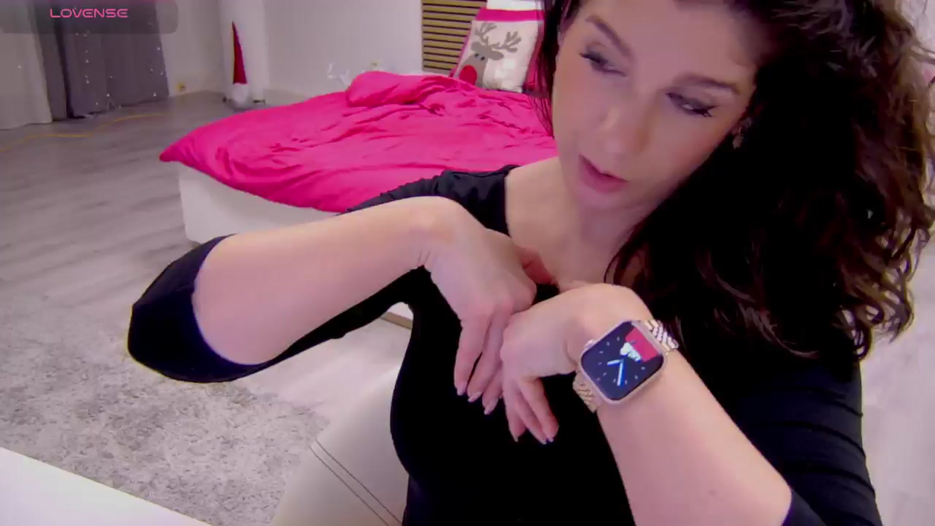 Gallery image thumbnail from Squirrel_MFC's myfreecams stream on, 02/02/2026, 24:00 image 15 of 20