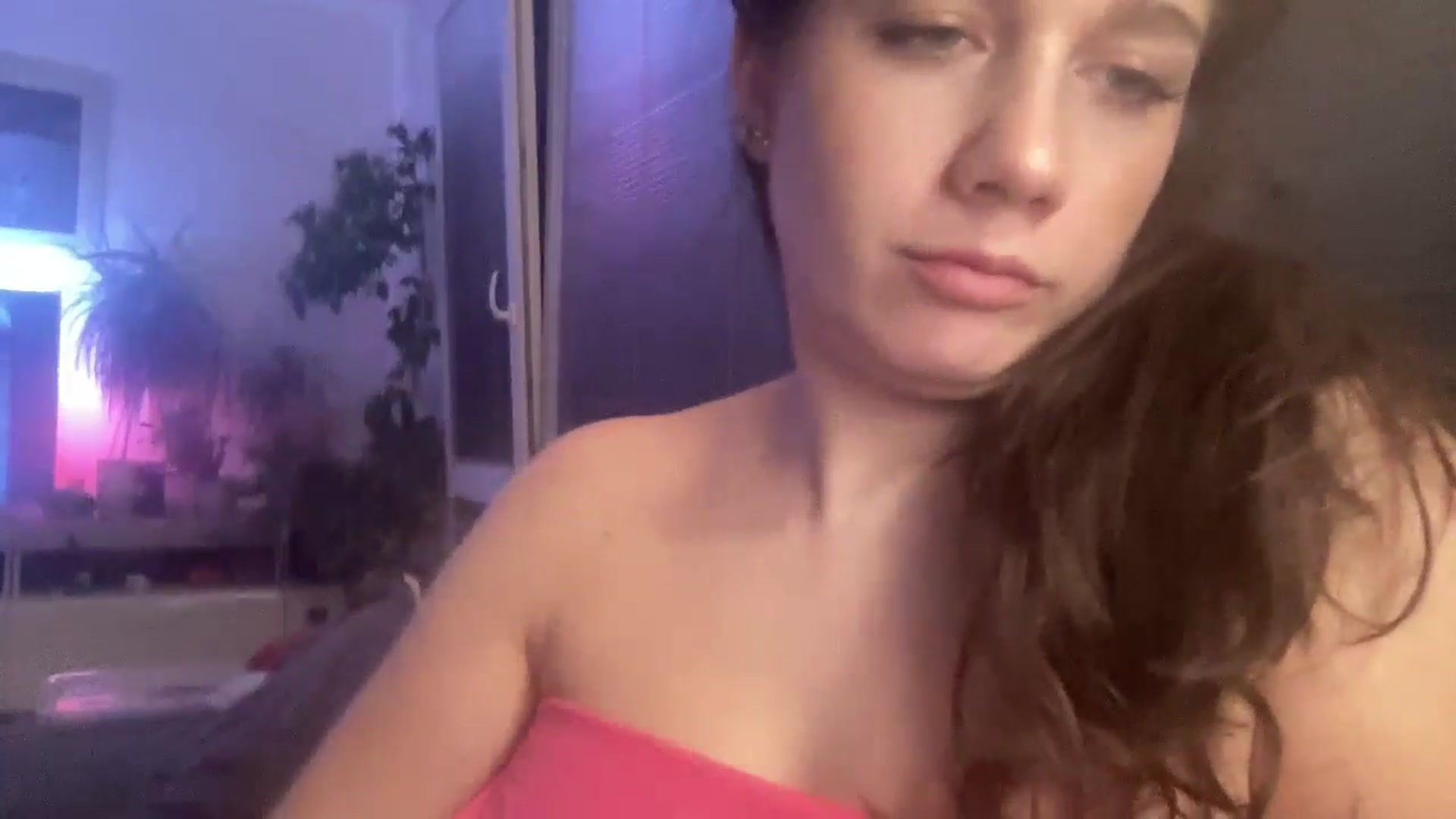 Gallery image thumbnail from Squirrel_MFC's myfreecams stream on, 03/09/2026, 01:33 image 20 of 20