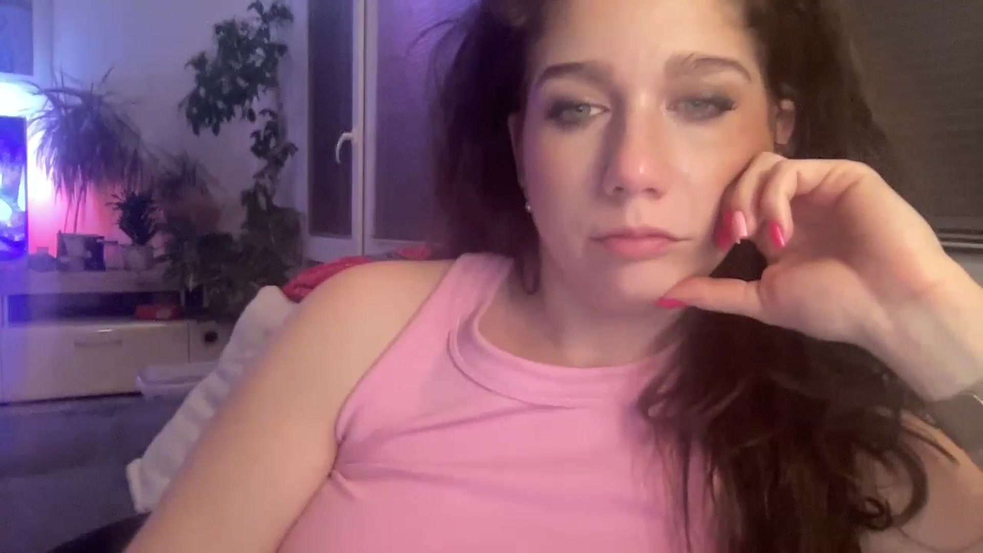 Gallery image thumbnail from Squirrel_MFC's myfreecams stream on, 03/15/2026, 02:08 image 3 of 20