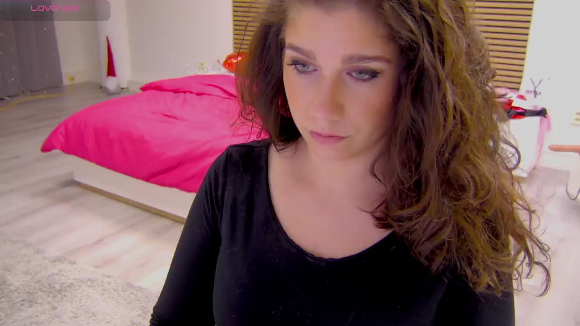 Gallery image thumbnail from Squirrel_MFC's myfreecams stream on, 03/15/2026, 21:25 image 8 of 20