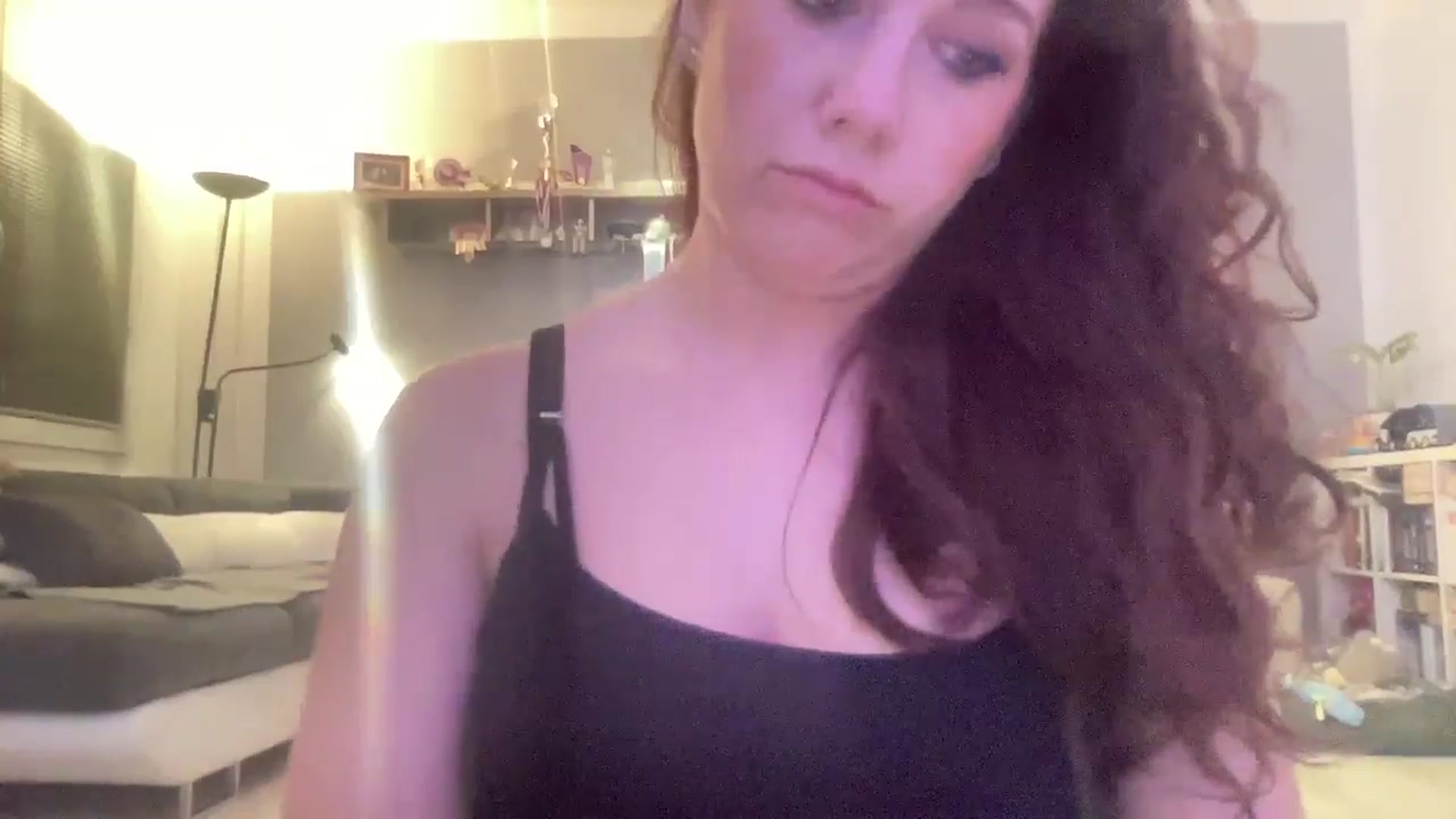 Gallery image thumbnail from Squirrel_MFC's myfreecams stream on, 04/07/2026, 01:42 image 12 of 20