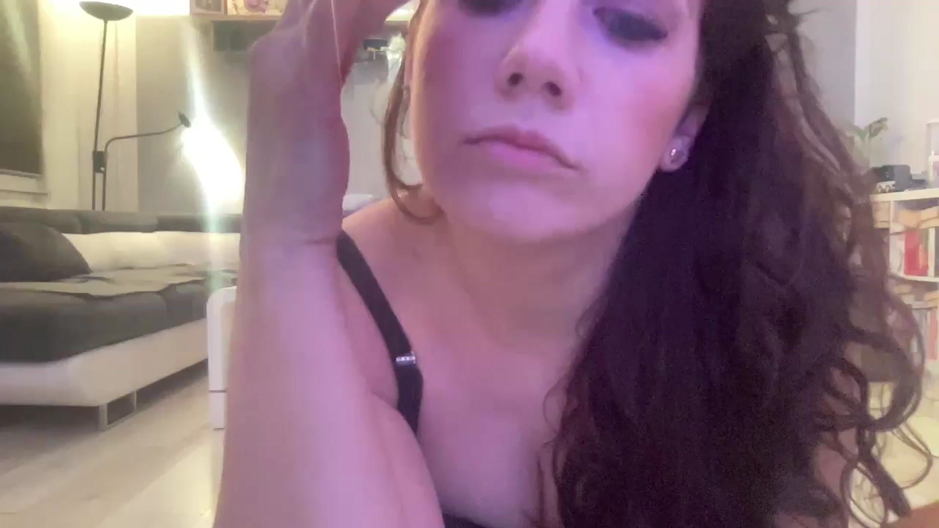 Gallery image thumbnail from Squirrel_MFC's myfreecams stream on, 04/07/2026, 01:42 image 19 of 20