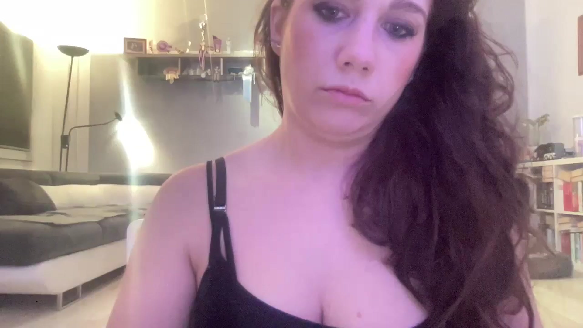 Gallery image thumbnail from Squirrel_MFC's myfreecams stream on, 04/07/2026, 01:42 image 10 of 20
