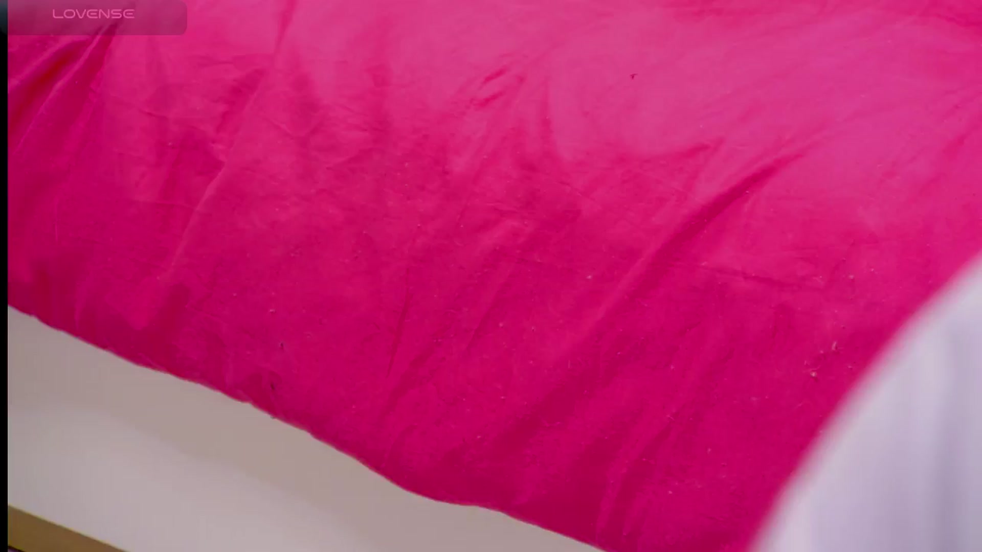Gallery image thumbnail from Squirrel_MFC's myfreecams stream on, 04/27/2026, 22:43 image 14 of 20
