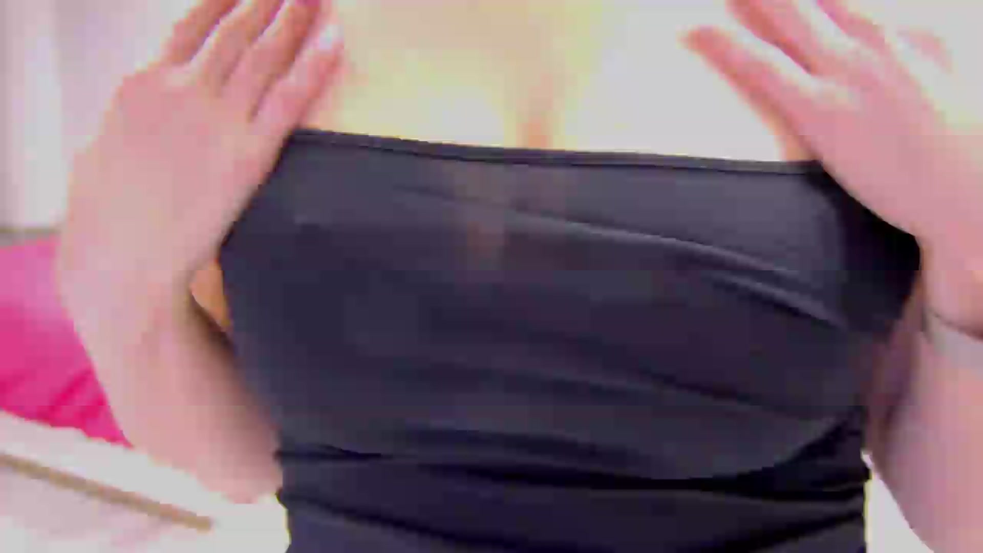 Gallery image thumbnail from Squirrel_MFC's myfreecams stream on, 05/26/2026, 22:35 image 9 of 20