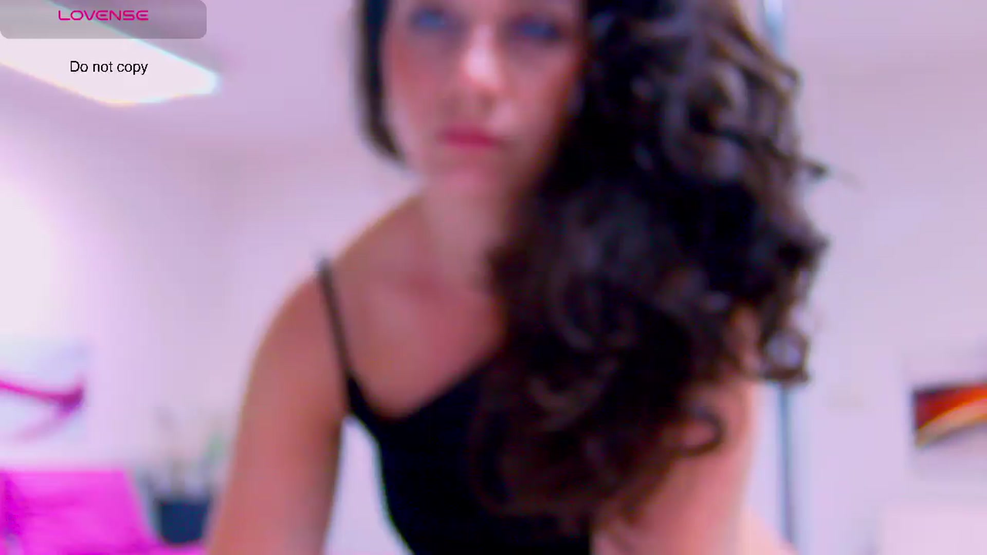 Gallery image thumbnail from Squirrel_MFC's myfreecams stream on, 05/29/2026, 01:01 image 16 of 20