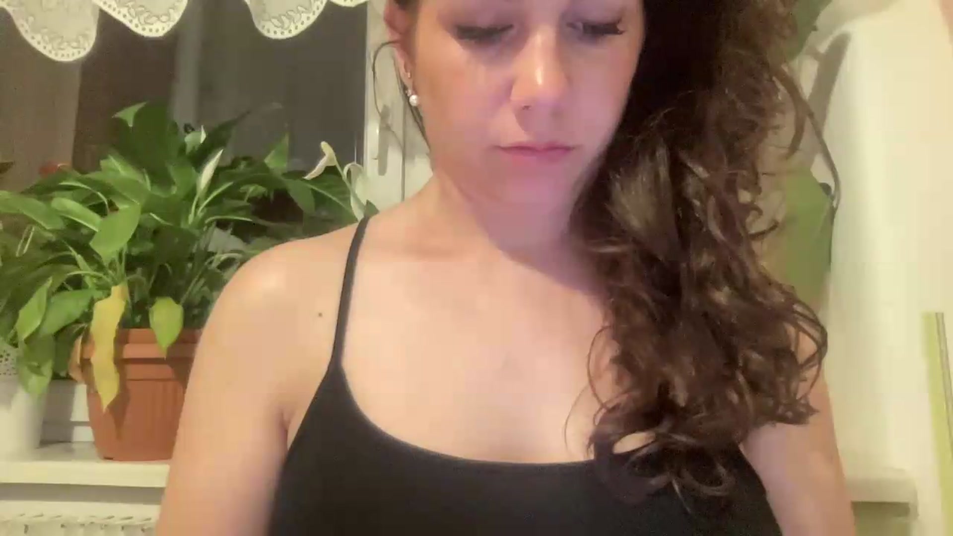 Gallery image thumbnail from Squirrel_MFC's myfreecams stream on, 06/07/2026, 23:26 image 6 of 20
