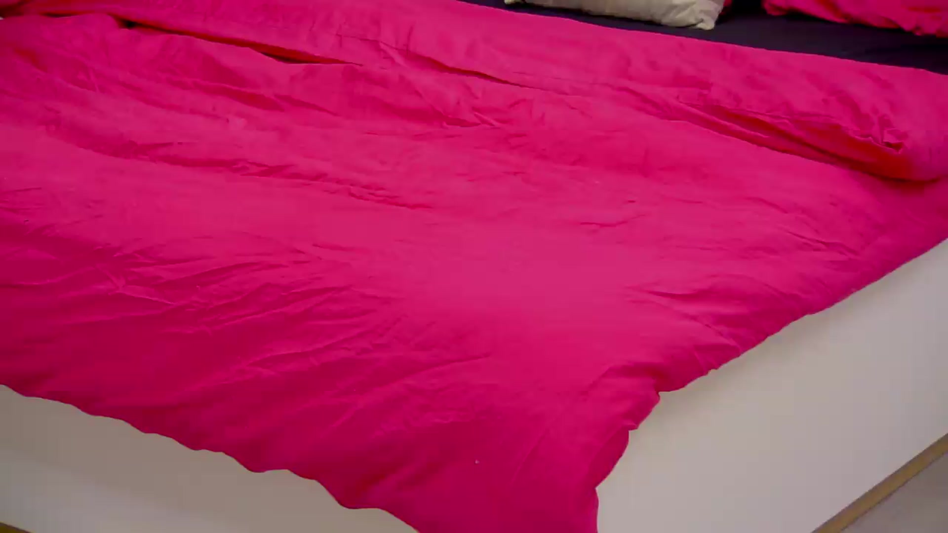 Gallery image thumbnail from Squirrel_MFC's myfreecams stream on, 06/15/2026, 21:08 image 9 of 20