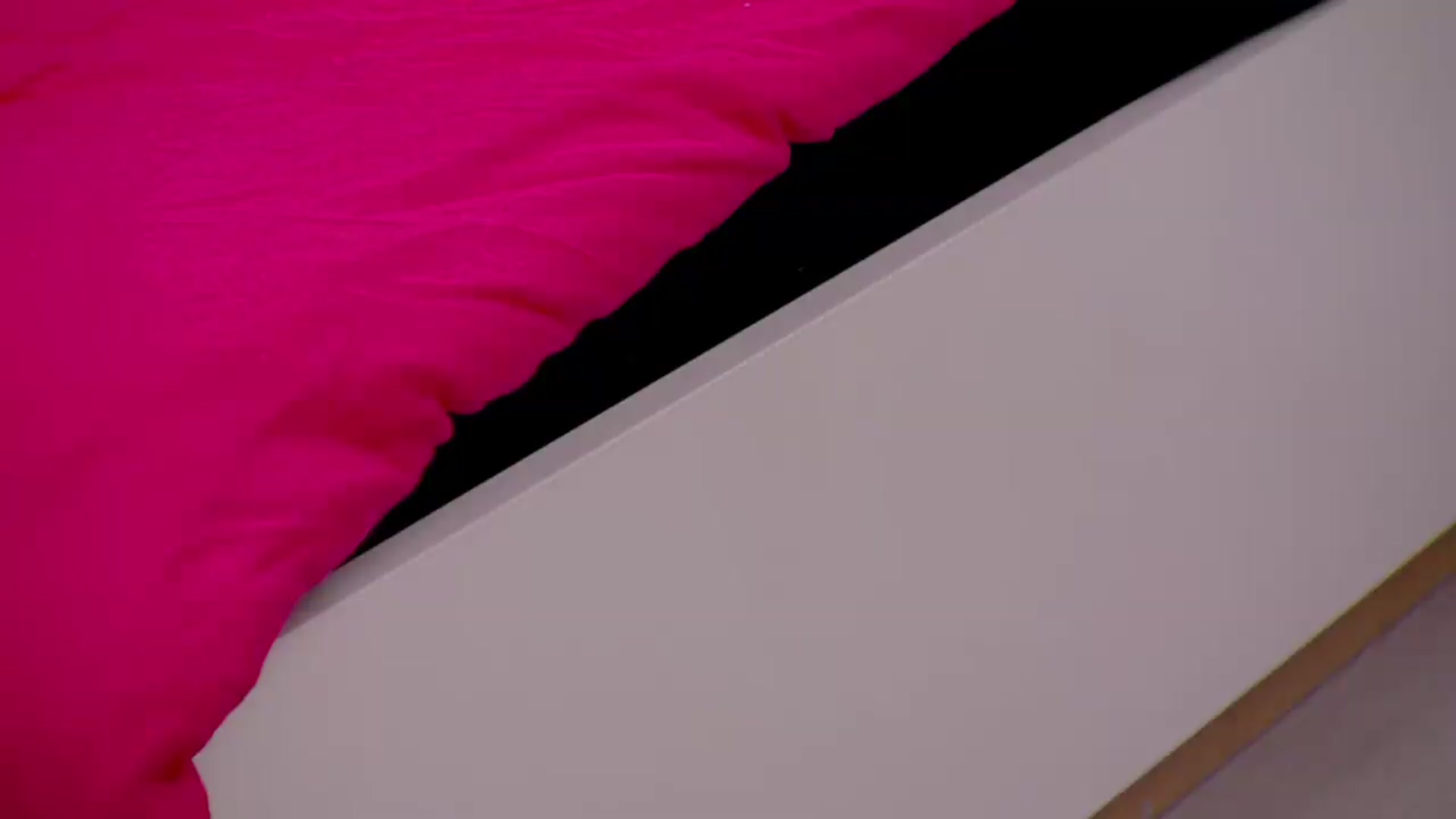 Gallery image thumbnail from Squirrel_MFC's myfreecams stream on, 07/05/2026, 23:53 image 9 of 20