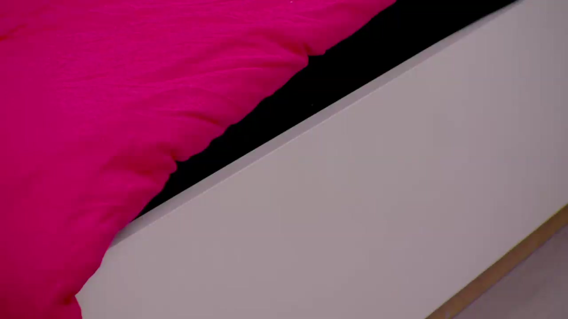 Gallery image thumbnail from Squirrel_MFC's myfreecams stream on, 07/05/2026, 23:53 image 10 of 20