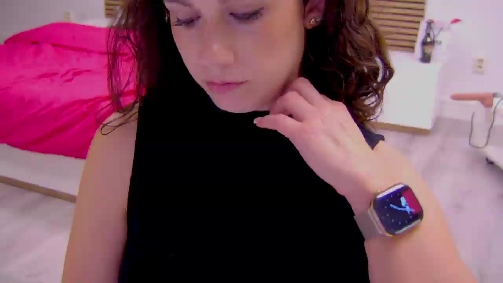 Gallery image thumbnail from Squirrel_MFC's myfreecams stream on, 07/10/2026, 24:17 image 10 of 20