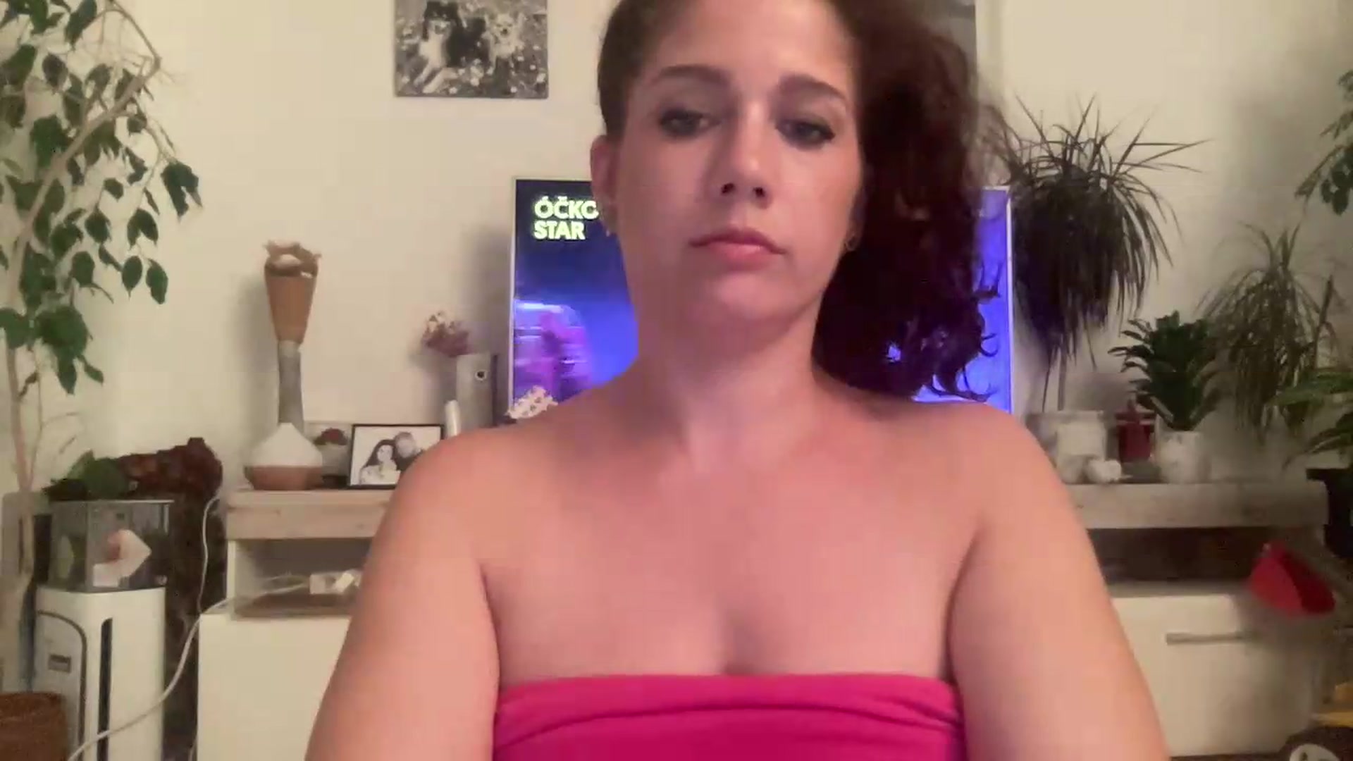 Gallery image thumbnail from Squirrel_MFC's myfreecams stream on, 07/19/2026, 24:52 image 14 of 20
