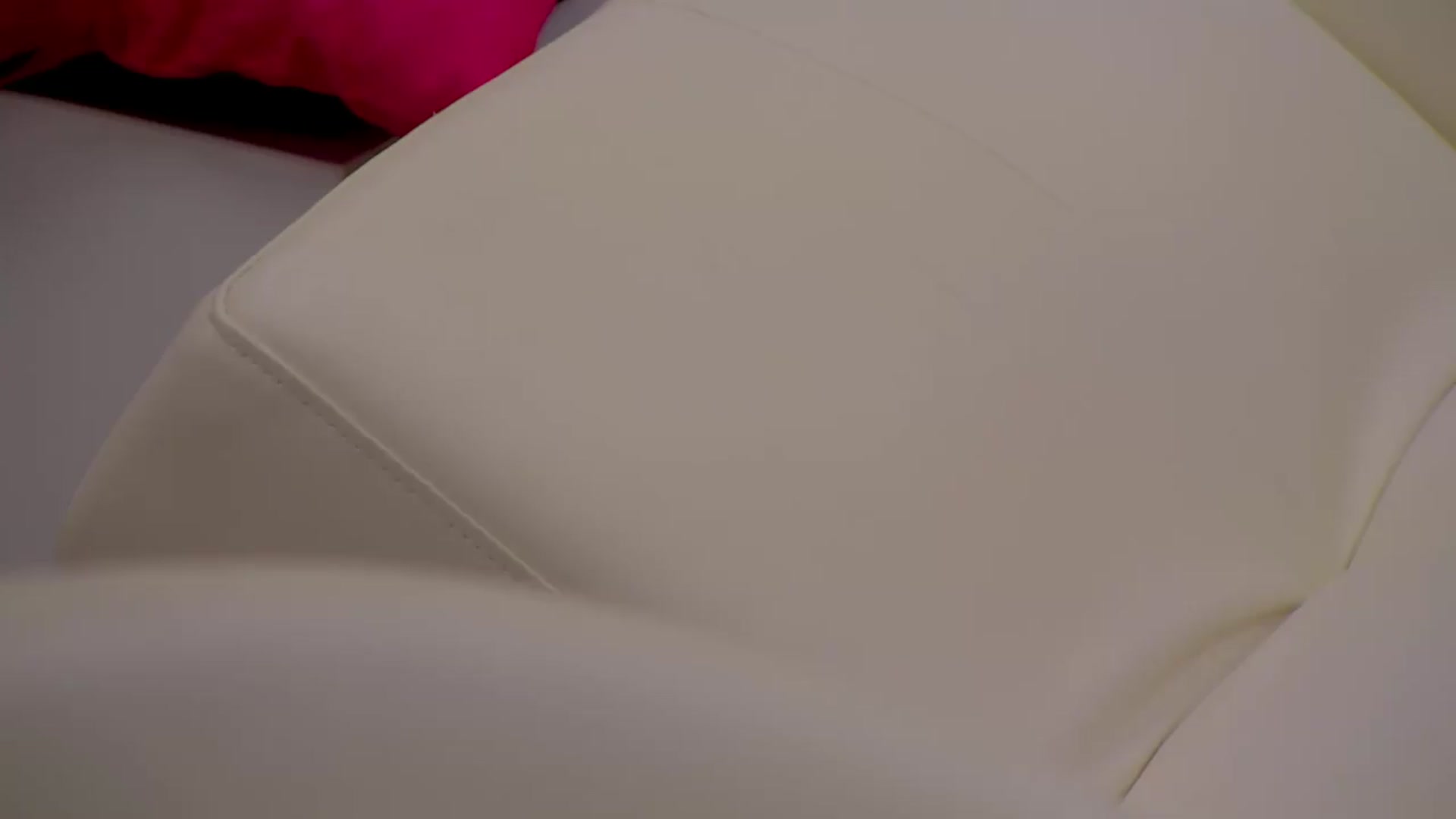 Gallery image thumbnail from Squirrel_MFC's myfreecams stream on, 08/16/2026, 24:37 image 17 of 20
