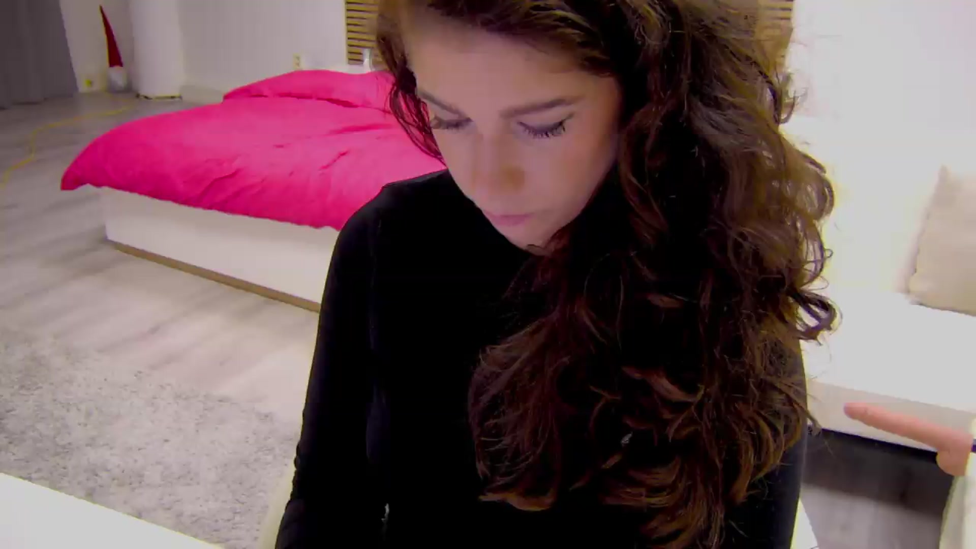 Gallery image thumbnail from Squirrel_MFC's myfreecams stream on, 08/23/2026, 21:54 image 14 of 20