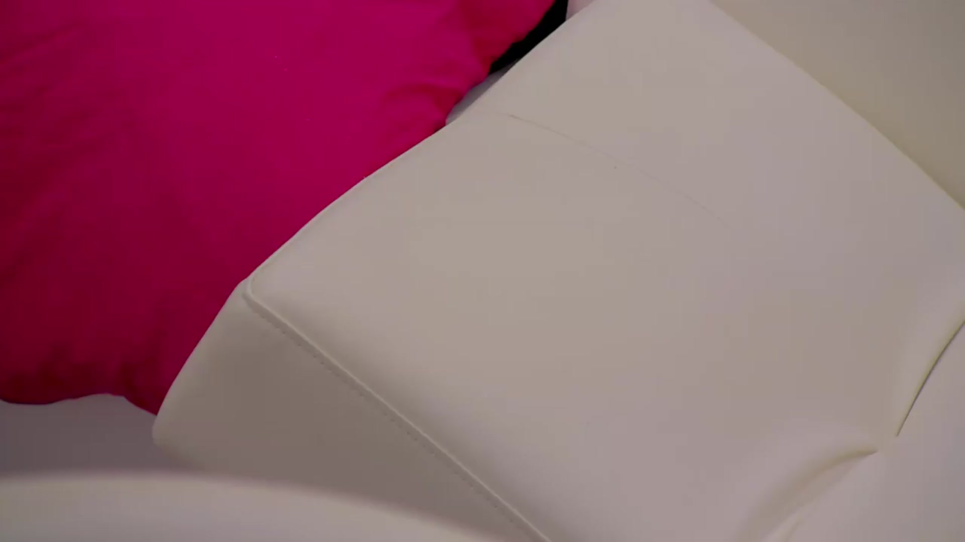 Gallery image thumbnail from Squirrel_MFC's myfreecams stream on, 09/08/2026, 24:59 image 5 of 20