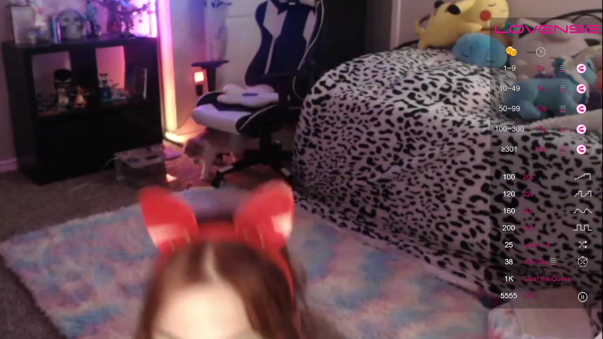 Gallery image thumbnail from Squirtcakee's myfreecams stream on, 08/17/2023, 08:07 image 3 of 20