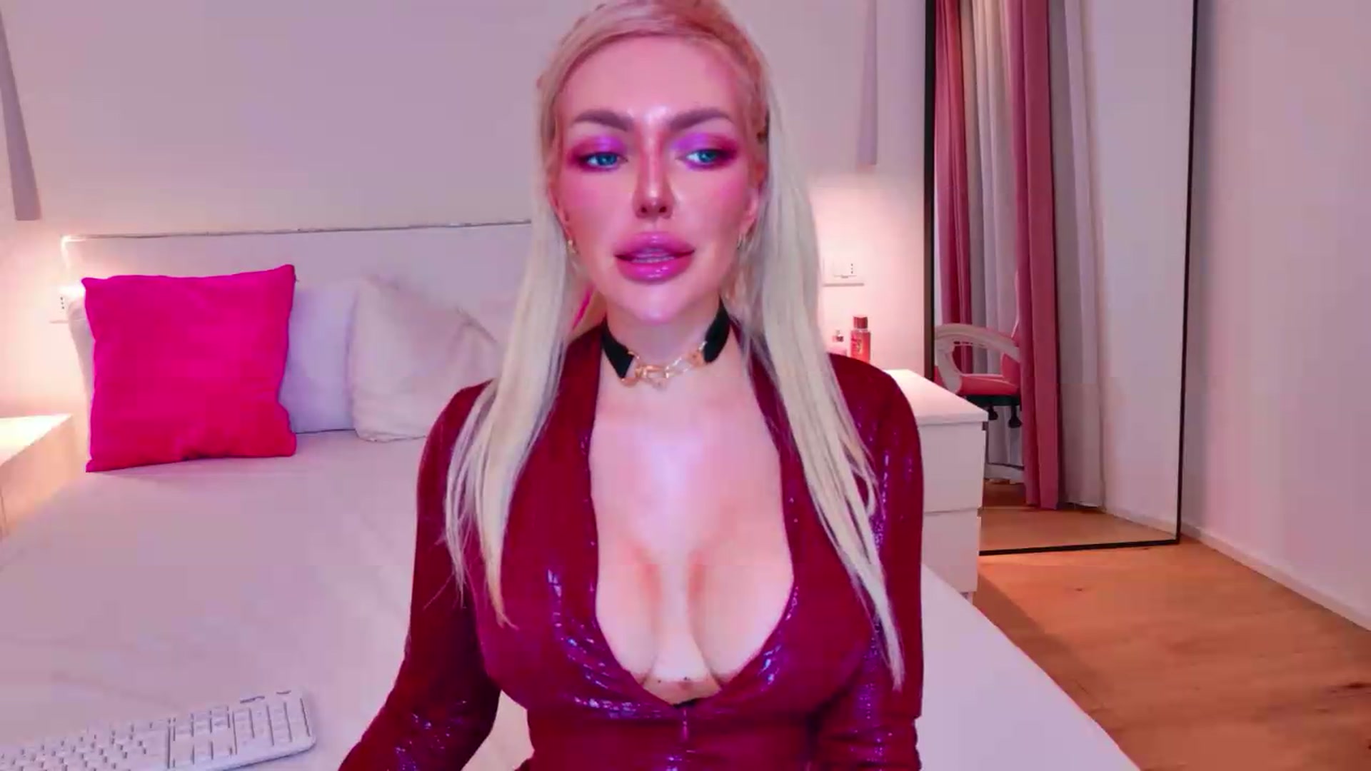 Gallery image thumbnail from Squirtly_Alex's myfreecams stream on, 08/04/2026, 20:58 image 19 of 20