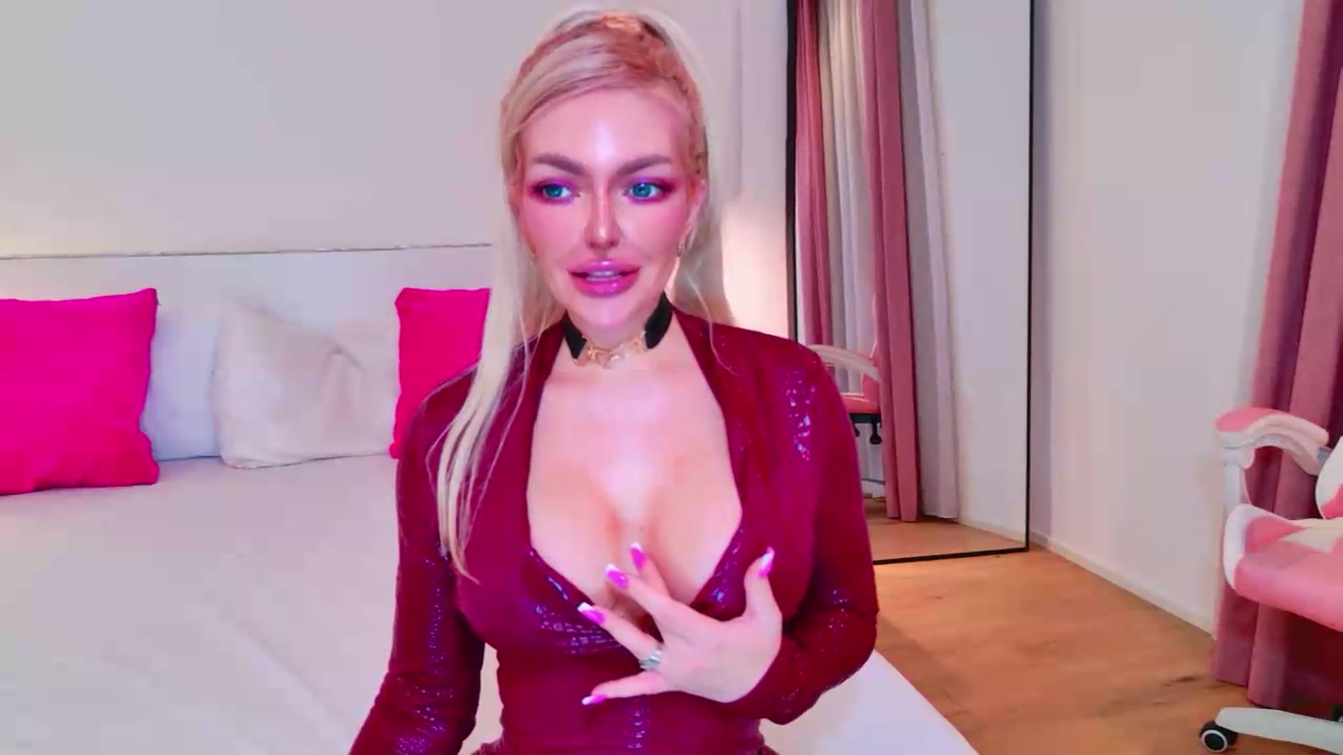 Gallery image thumbnail from Squirtly_Alex's myfreecams stream on, 08/04/2026, 20:58 image 10 of 20