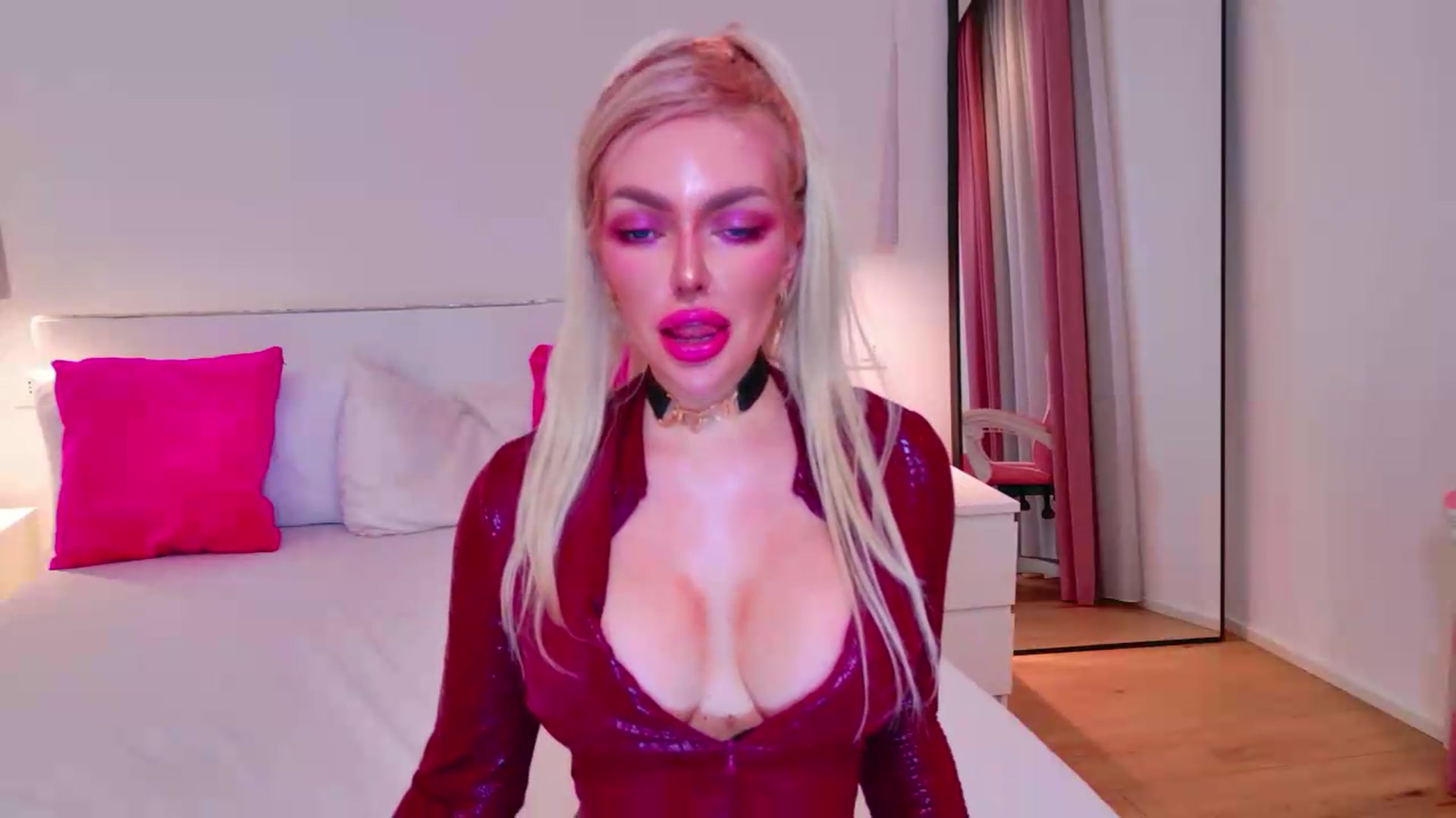 Gallery image thumbnail from Squirtly_Alex's myfreecams stream on, 08/04/2026, 21:51 image 10 of 20