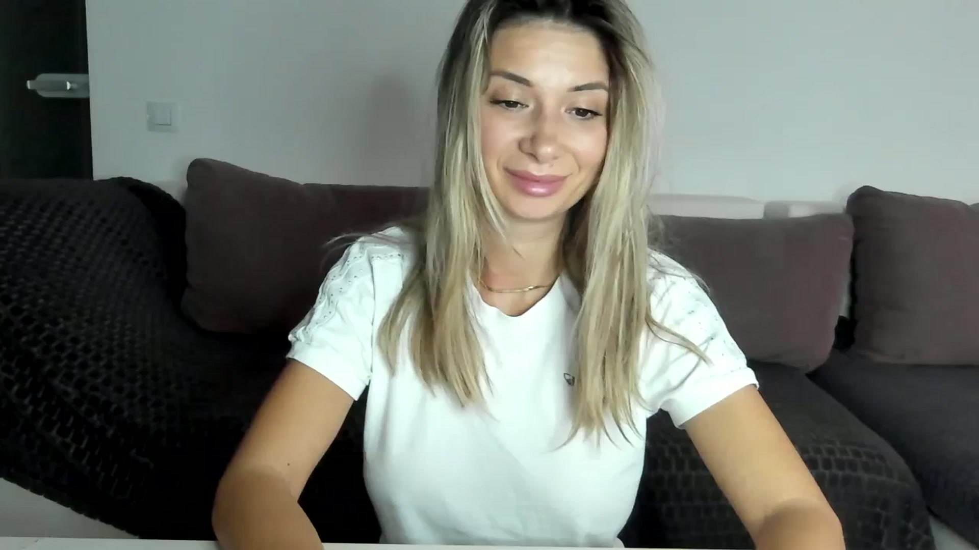 Gallery image thumbnail from SseCretA's myfreecams stream on, 03/05/2024, 07:38 image 1 of 20