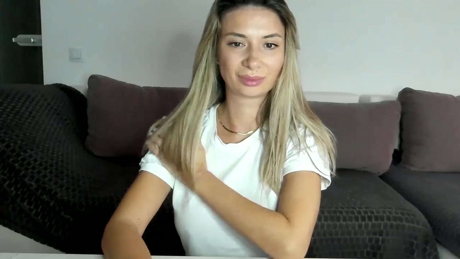Gallery image thumbnail from SseCretA's myfreecams stream on, 03/05/2024, 07:38 image 4 of 20
