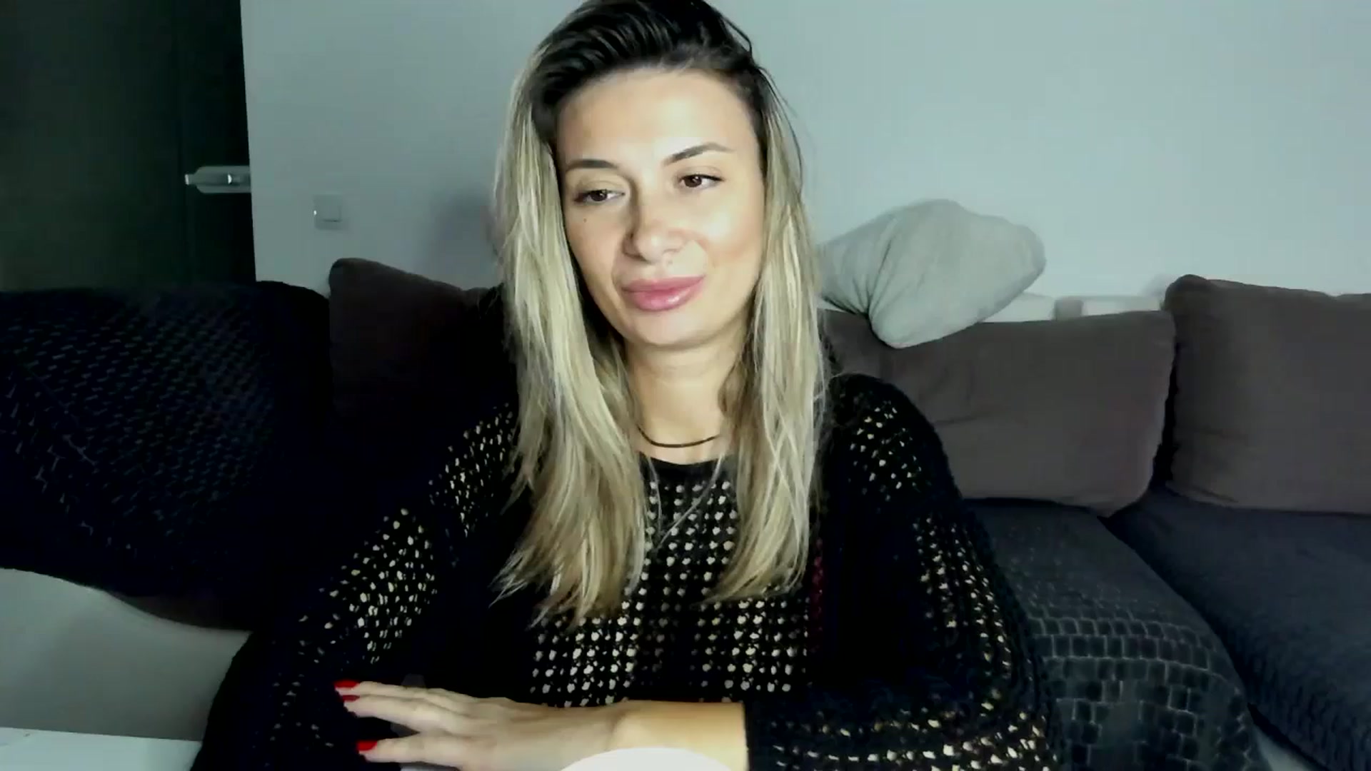 Gallery image thumbnail from SseCretA's myfreecams stream on, 03/13/2024, 05:56 image 16 of 20