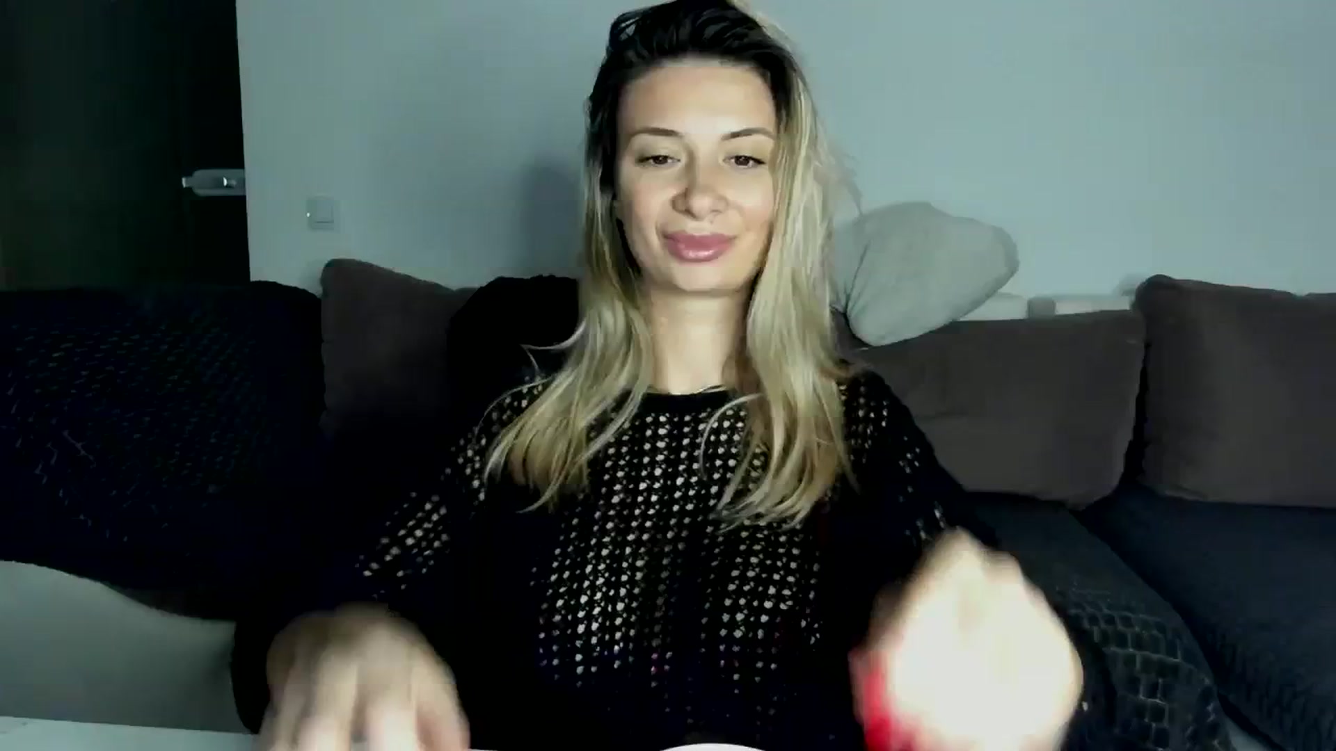 Gallery image thumbnail from SseCretA's myfreecams stream on, 03/13/2024, 05:56 image 11 of 20