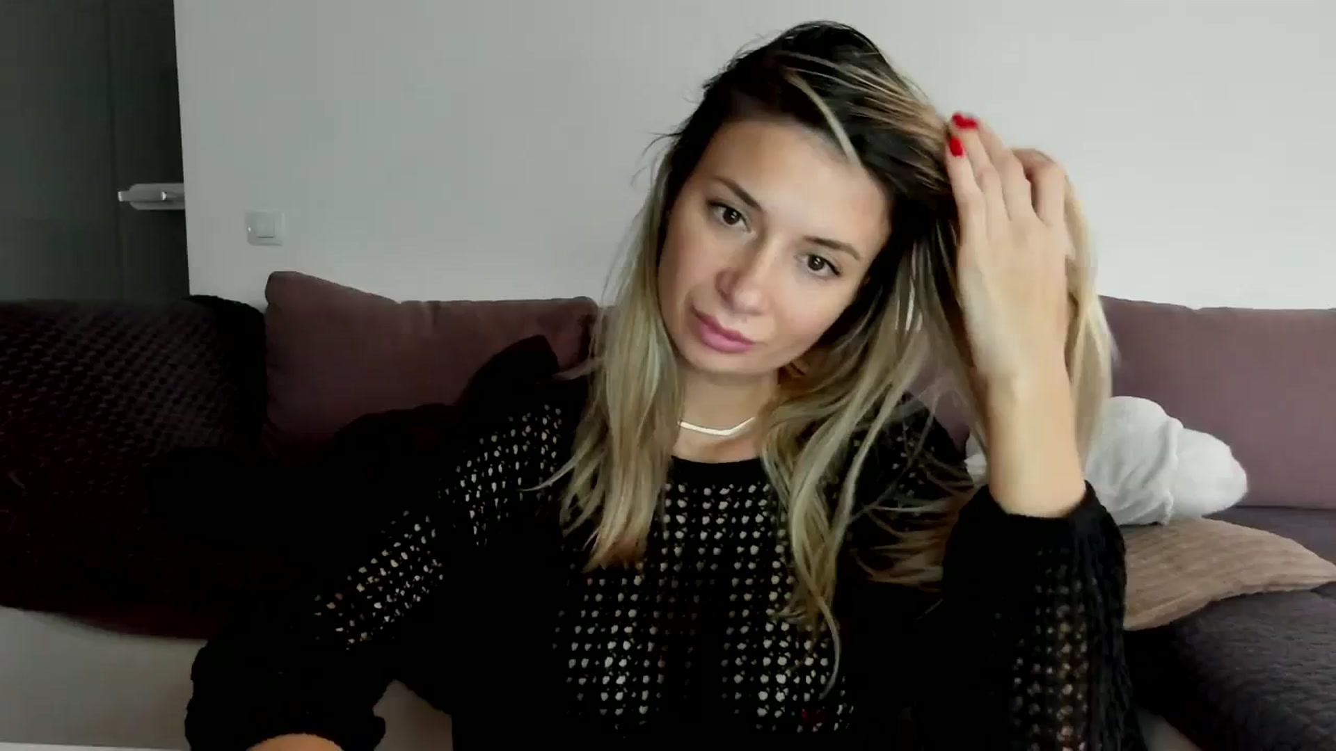 Gallery image thumbnail from SseCretA's myfreecams stream on, 03/13/2024, 07:39 image 14 of 20