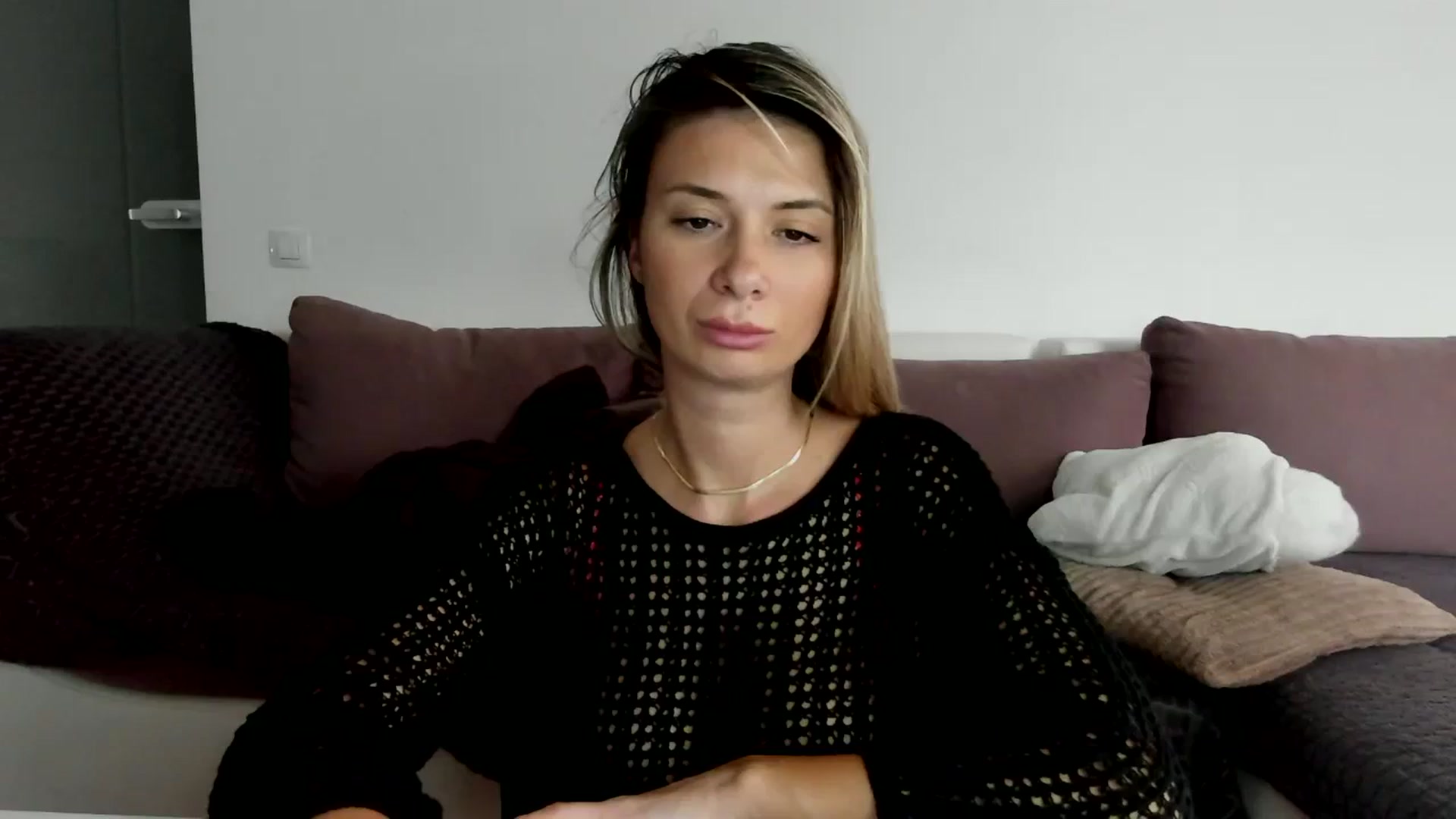 Gallery image thumbnail from SseCretA's myfreecams stream on, 03/13/2024, 07:39 image 16 of 20